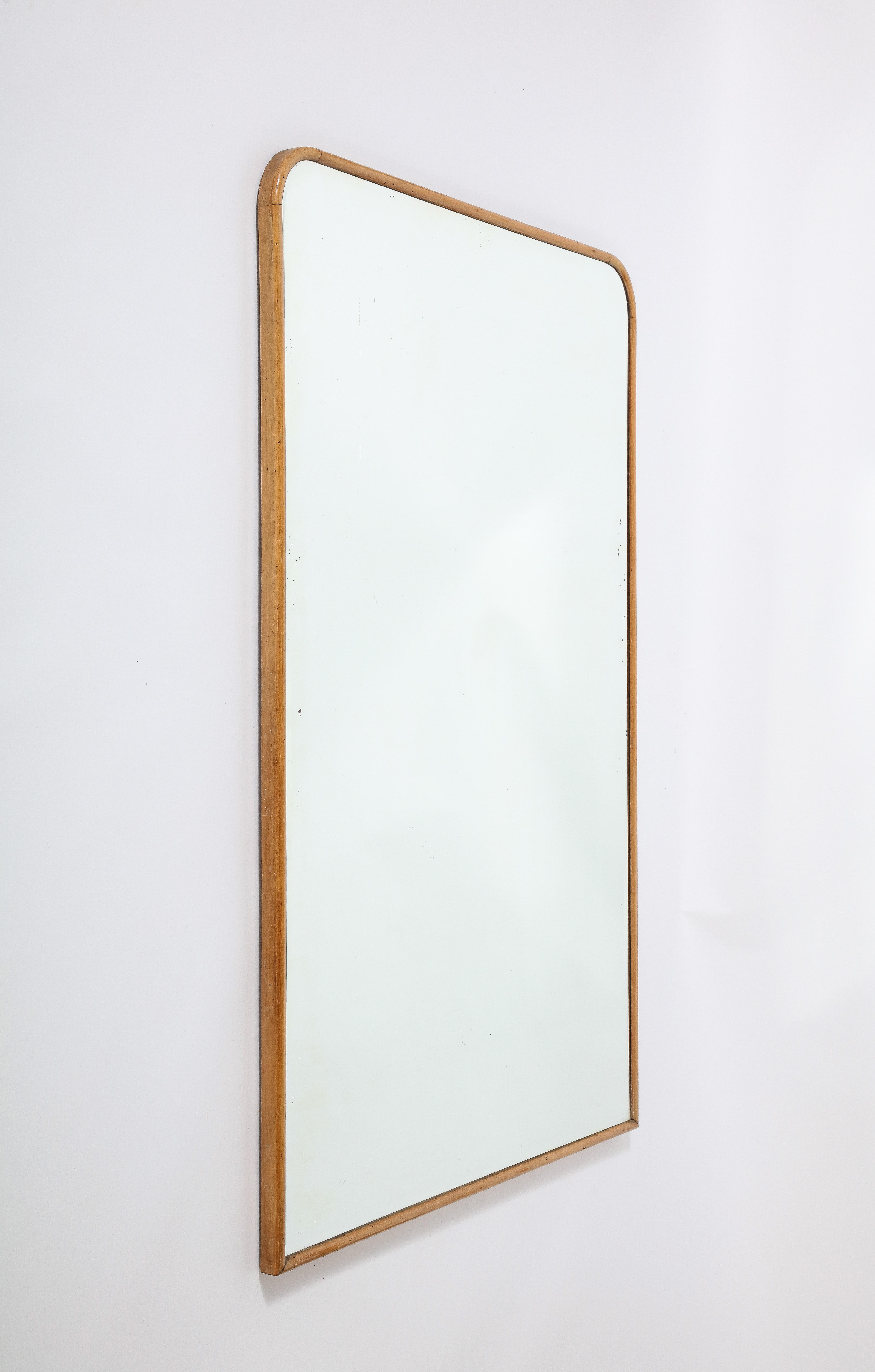 Osvaldo Borsani Att. Wandspiegel aus Eiche mit abgeschrägtem Spiegelglas, um 1950  im Angebot 3