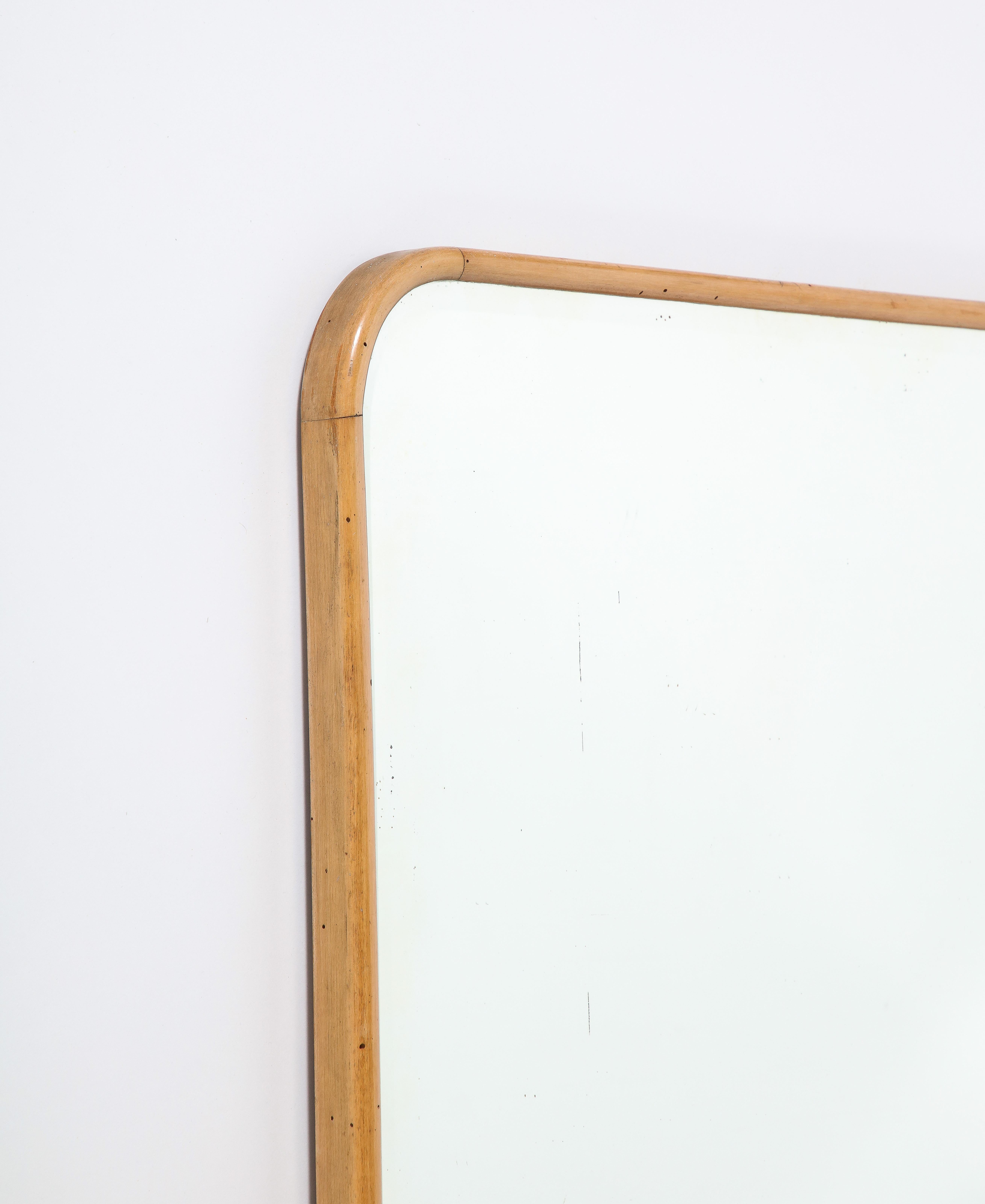 Osvaldo Borsani Att. Wandspiegel aus Eiche mit abgeschrägtem Spiegelglas, um 1950  im Angebot 4