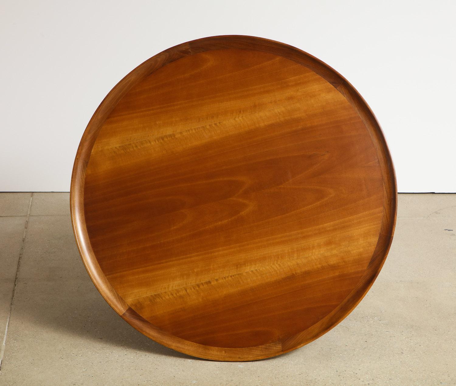 Modern Osvaldo Borsani Attributed Circular Occasional Table