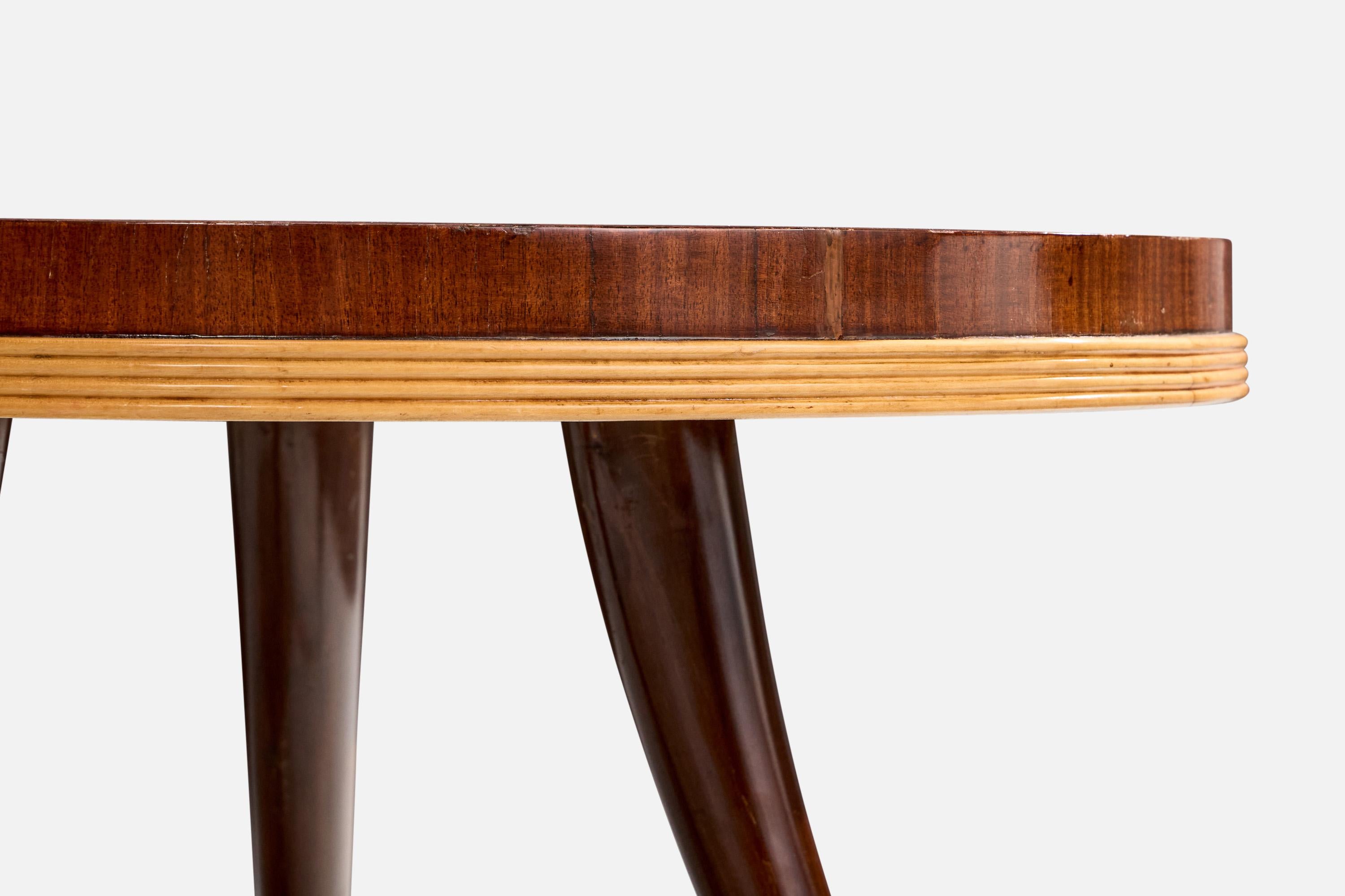 Osvaldo Borsani Attribution, Coffee Table, Mahogany, Ash, Fruitwood, Italy, 1950 In Good Condition For Sale In High Point, NC
