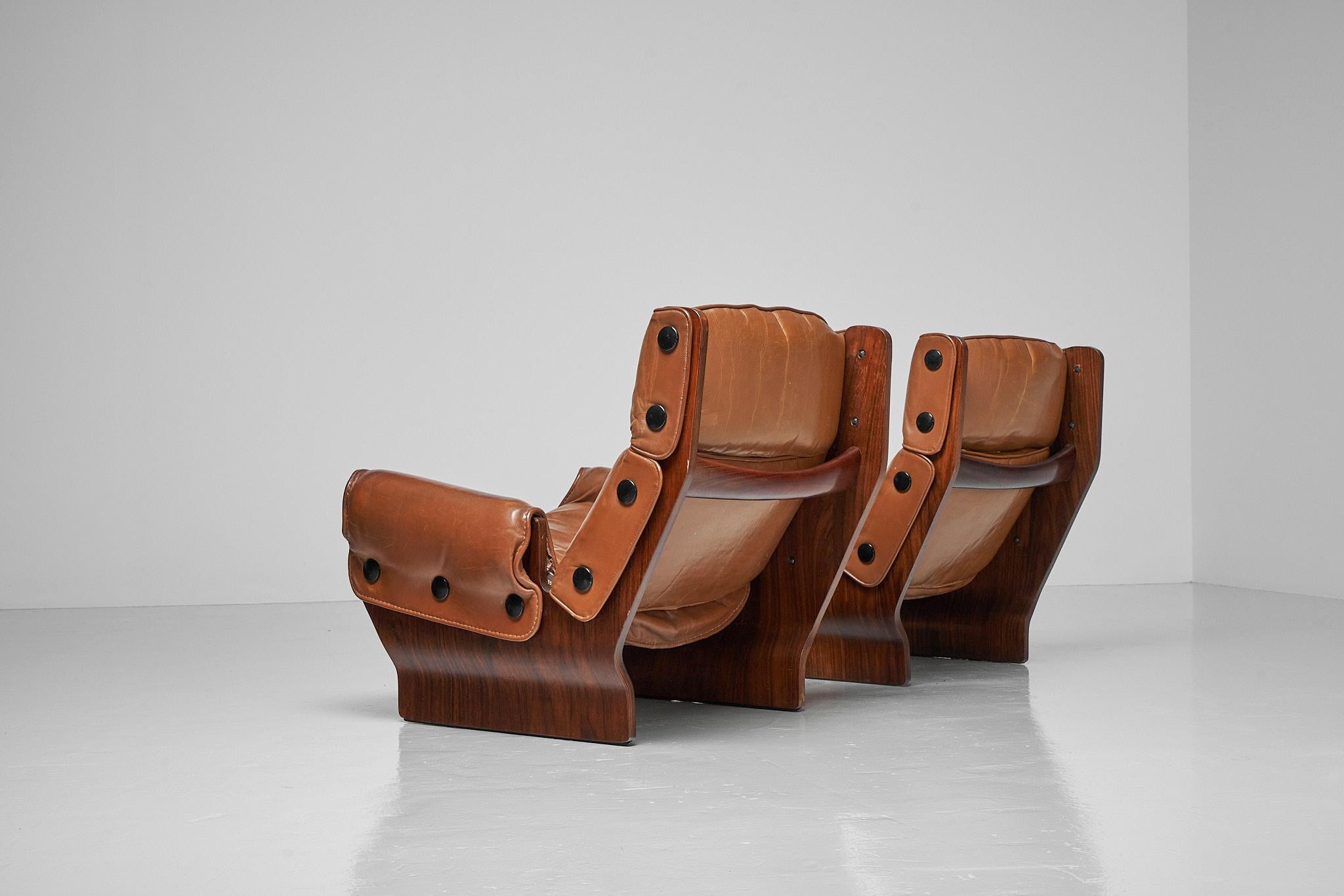 Leather Osvaldo Borsani Canada Chair Pair Tecno, Italy, 1965 For Sale