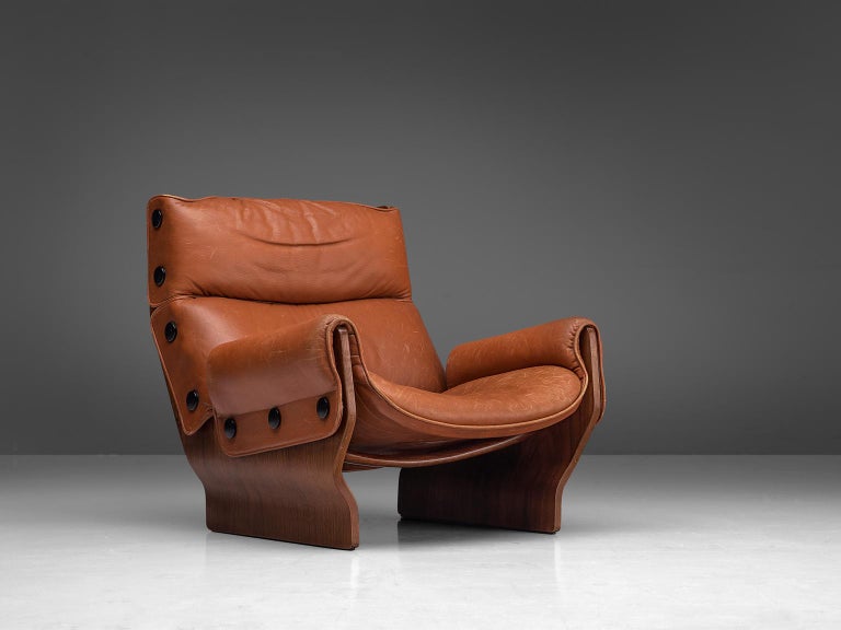Osvaldo Borsani Canada Lounge Chair In Cognac Leather For Sale