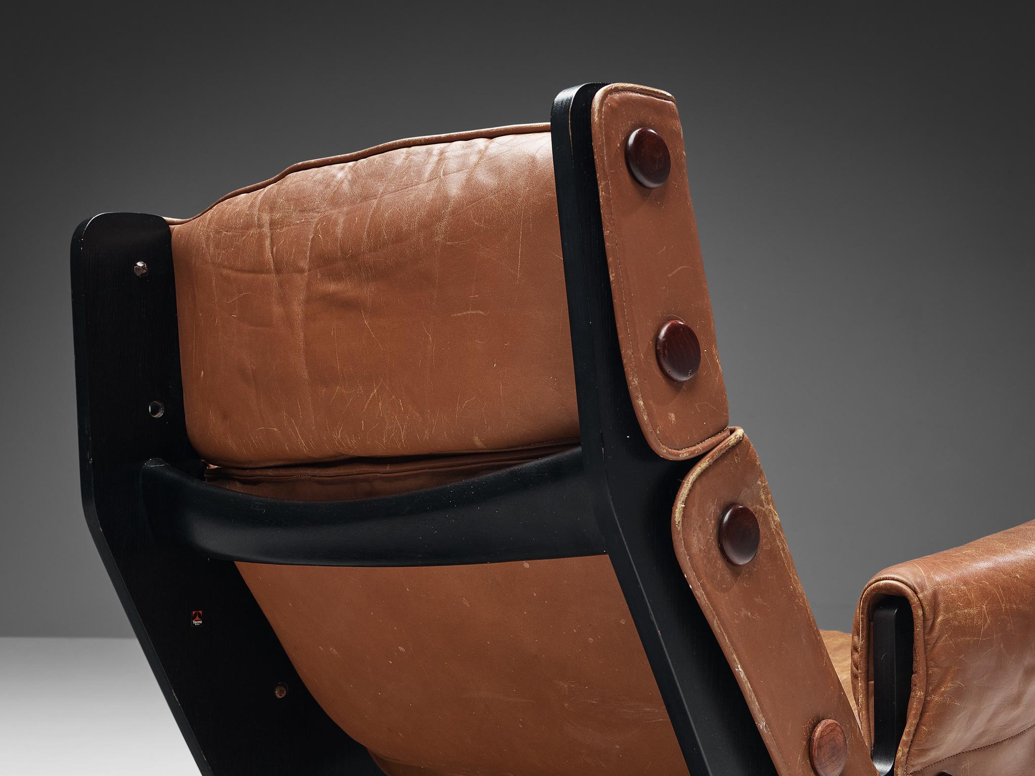 Osvaldo Borsani for Tecno 'Canada' Lounge Chair in Cognac Brown Leather 1