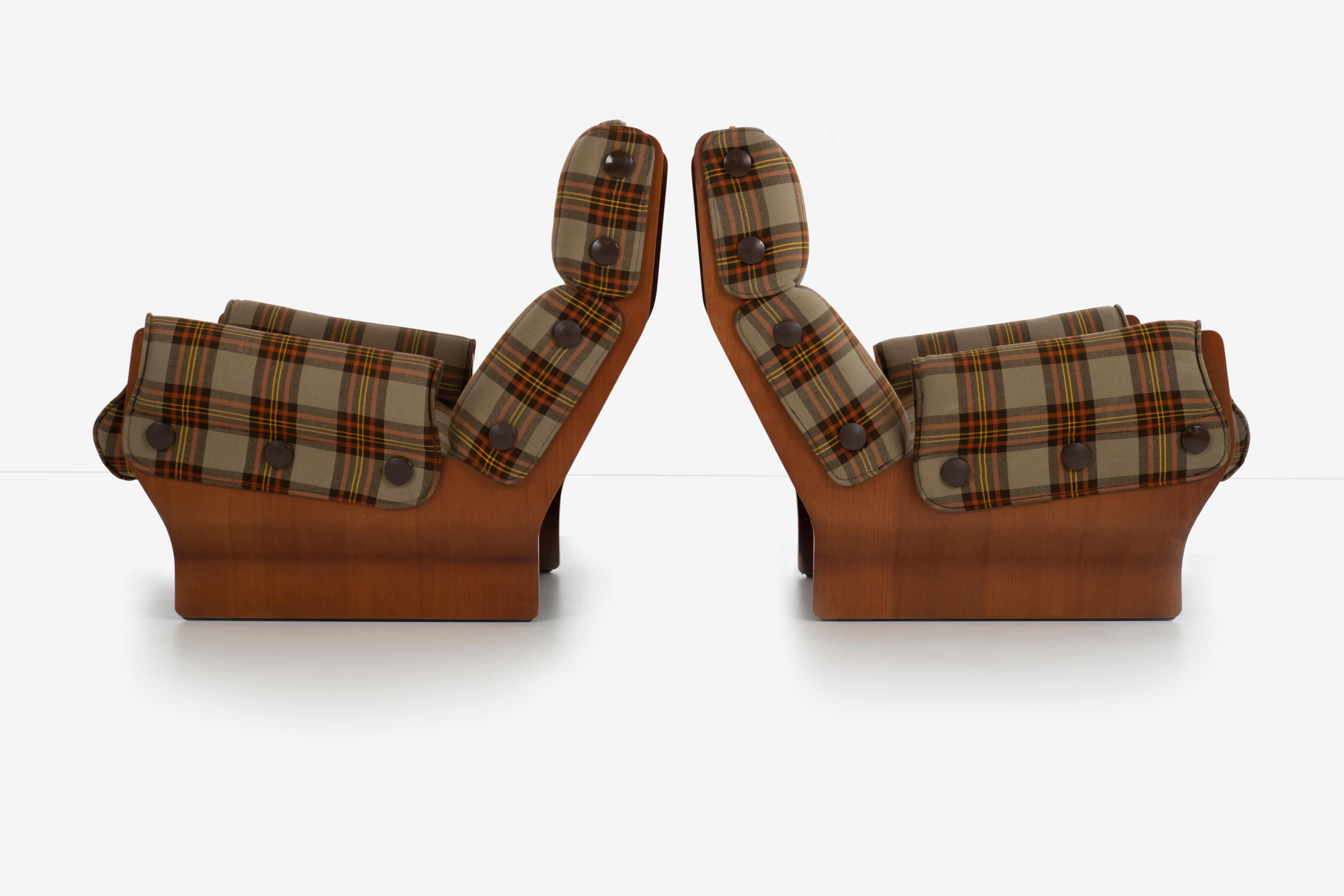 Borsani for Tecno, pair of lounge chairs, Italian walnut with original plaid upholstery.
  