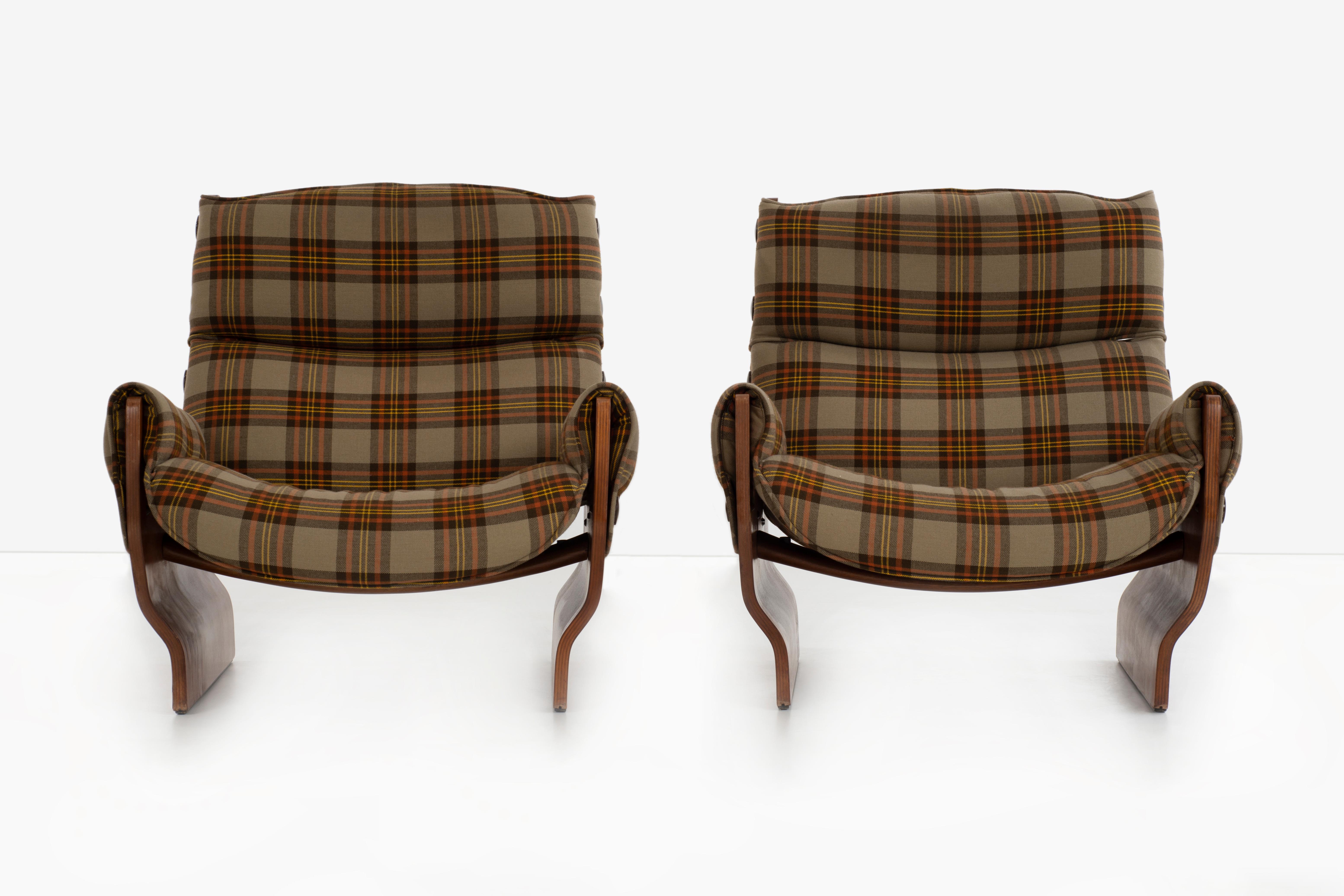 Mid-Century Modern Osvaldo Borsani Canada Lounge Chairs