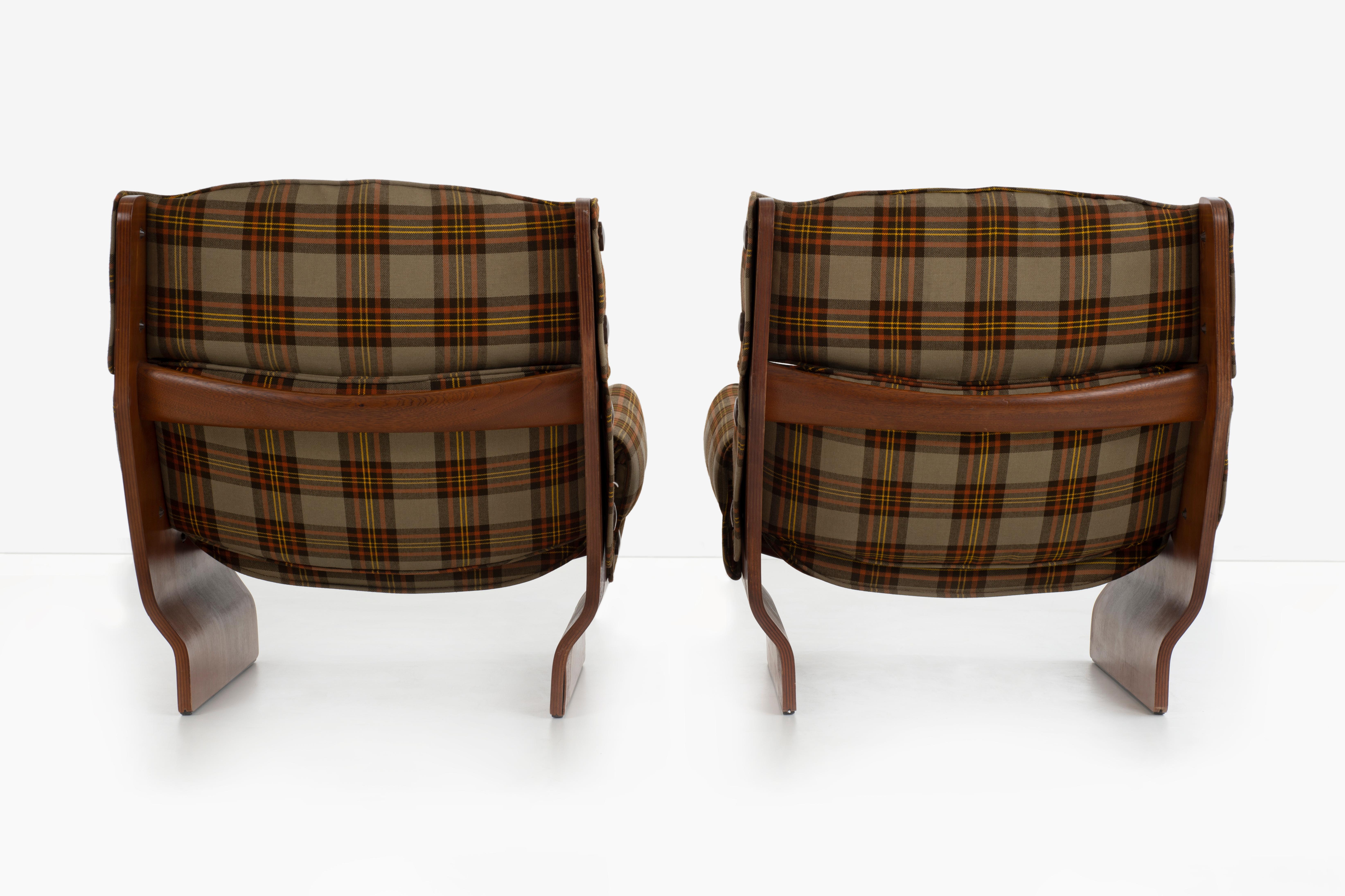 Mid-20th Century Osvaldo Borsani Canada Lounge Chairs