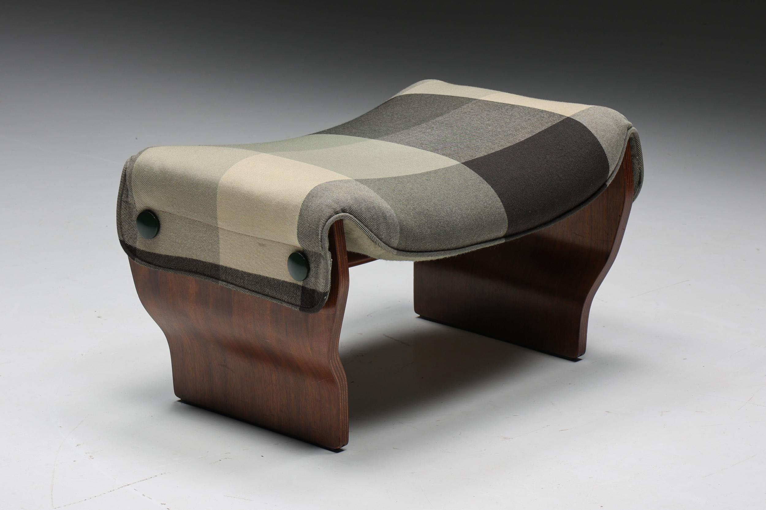 Fabric Osvaldo Borsani 'Canada' P110 Lounge Chair with Ottoman for Tecno, Italy, 1960s