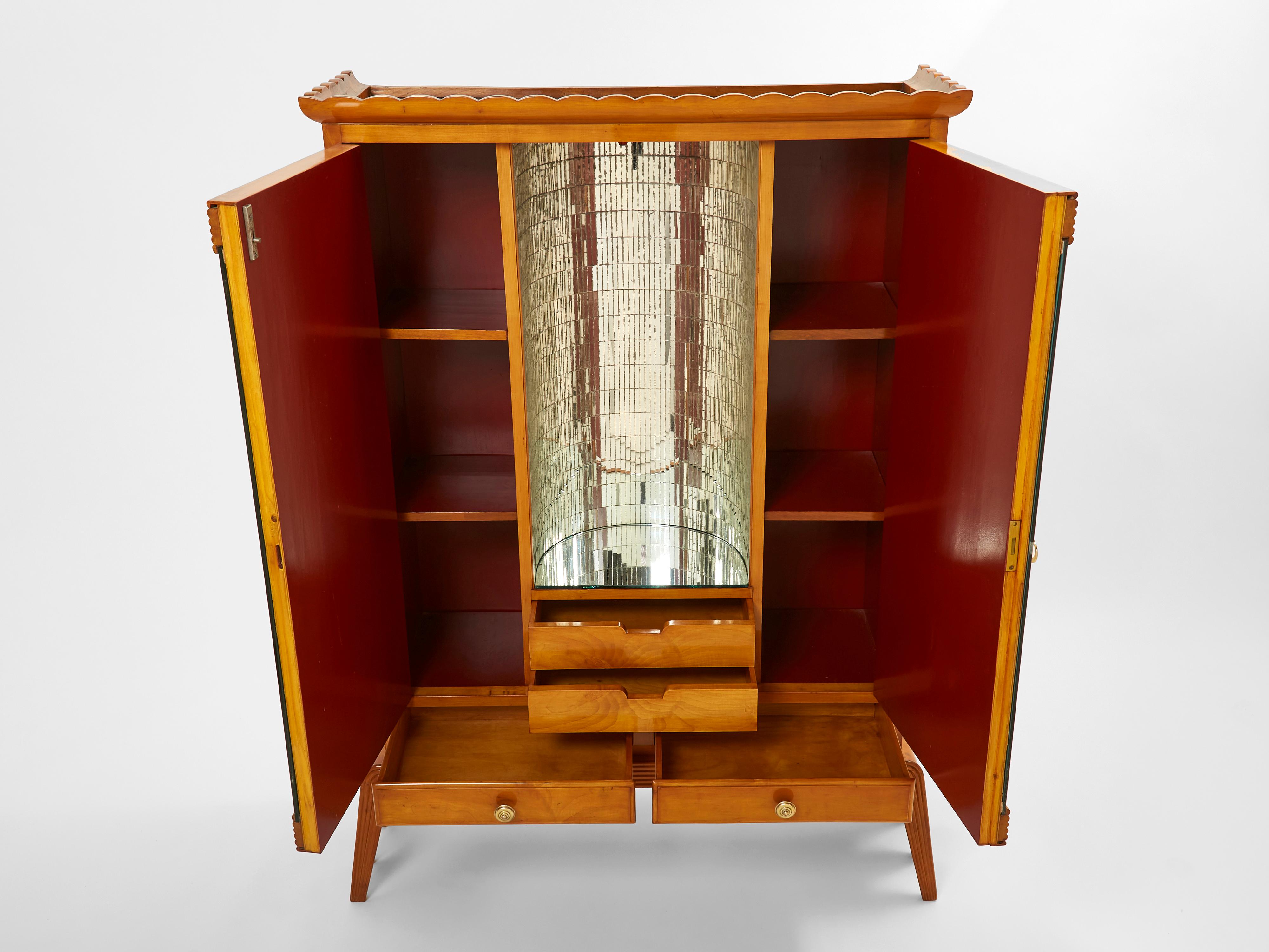 Osvaldo Borsani Cherry Wood Mirrored Bar Cabinet for Abv, 1940 For Sale 9