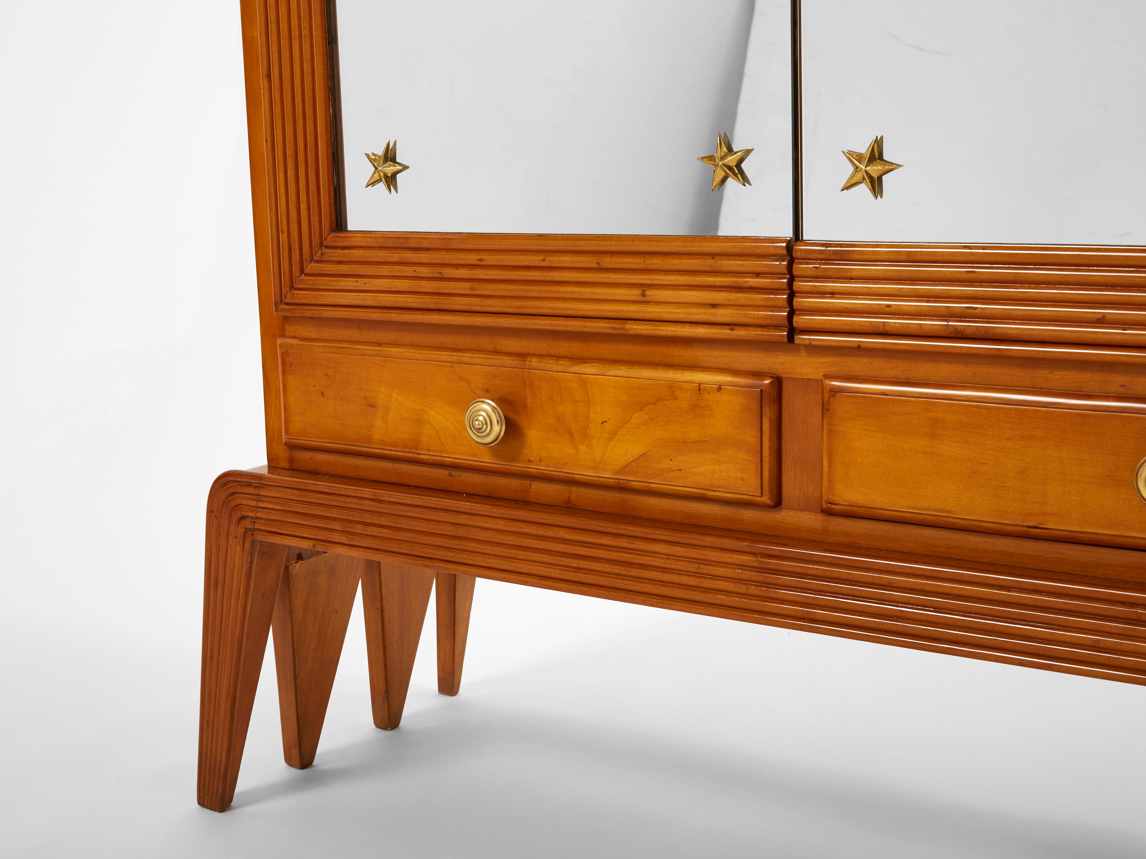 Osvaldo Borsani Cherry Wood Mirrored Bar Cabinet for Abv, 1940 For Sale 2