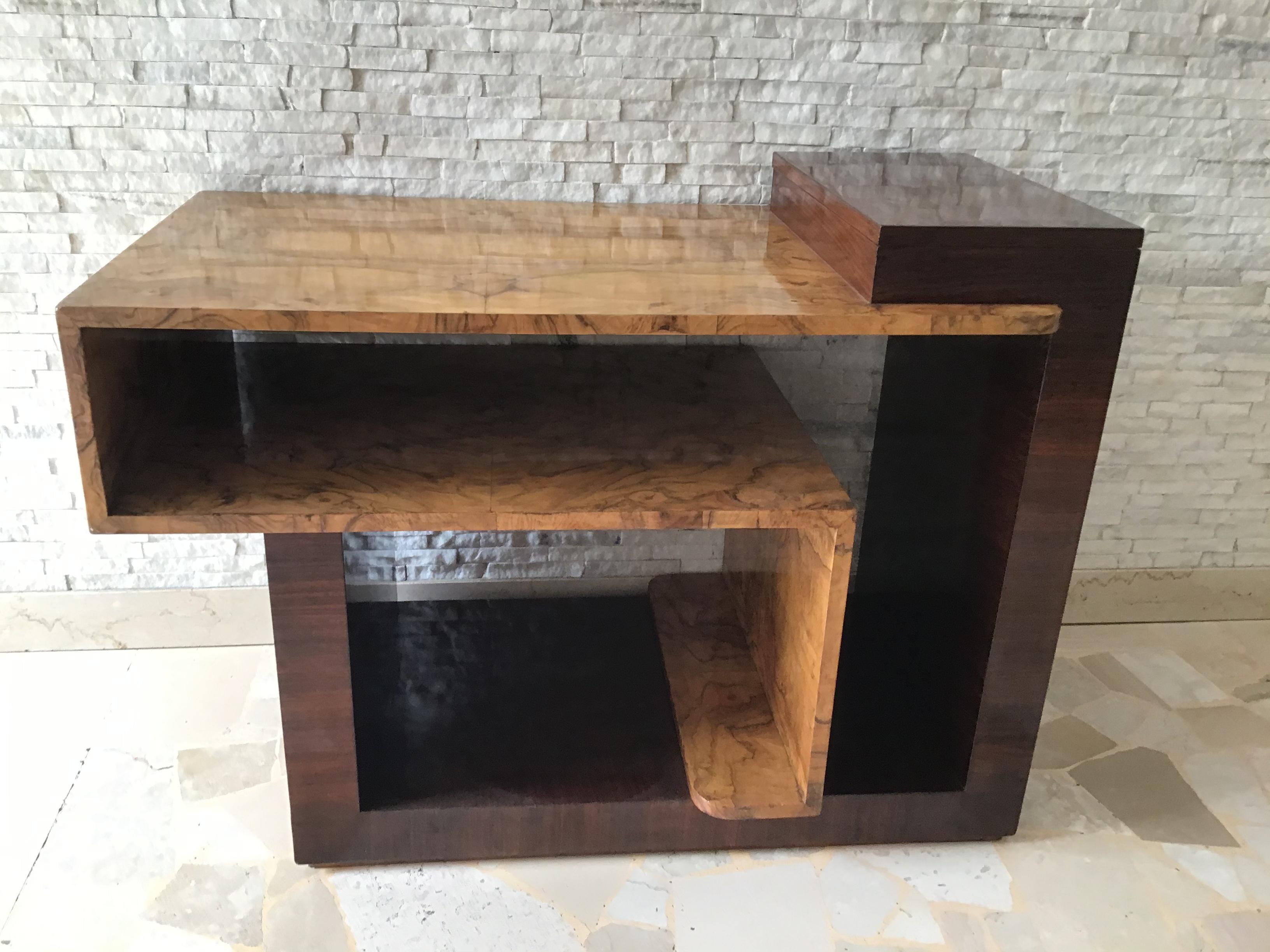 Art Déco Osvaldo Borsani  Coffe Table/Etagere/secretaire Wood Brass 1940 Italy in vendita