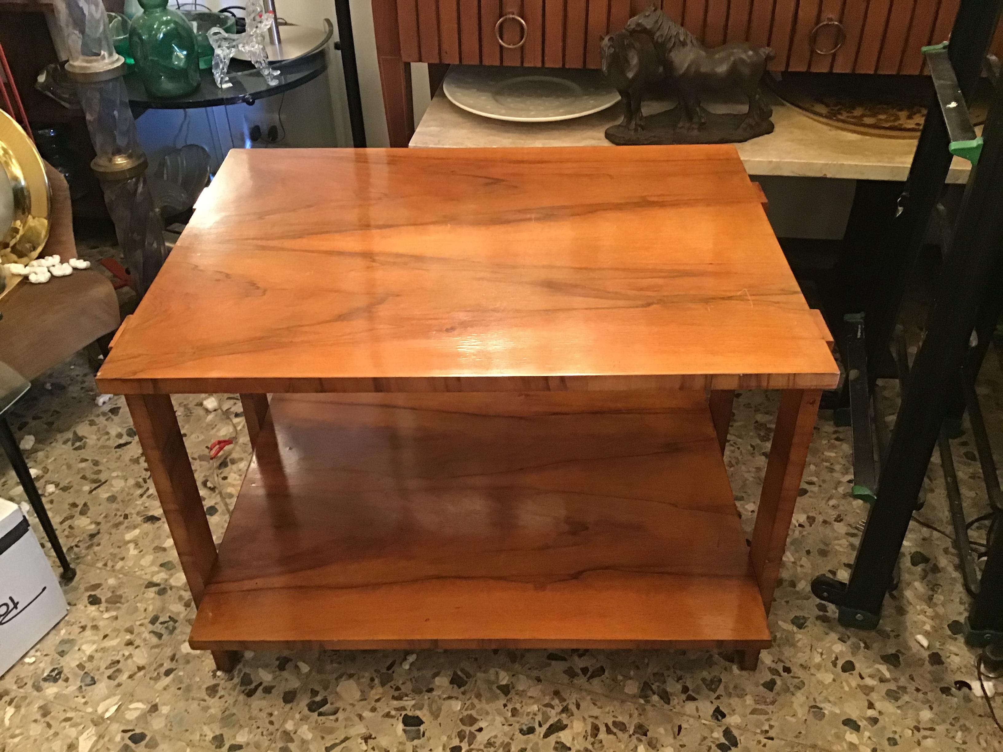Mid-20th Century Osvaldo Borsani Coffee Table Wood 1940 Italy  For Sale
