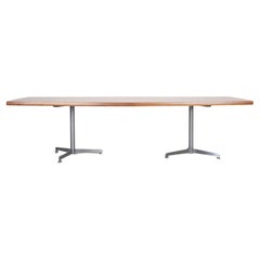 Table de conférence « T58 » d'Osvaldo Borsani pour TECNO, 1962. Italie