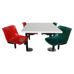 Osvaldo Borsani Contemporary Table and 4 Build in Chairs for Tecno, 1970s