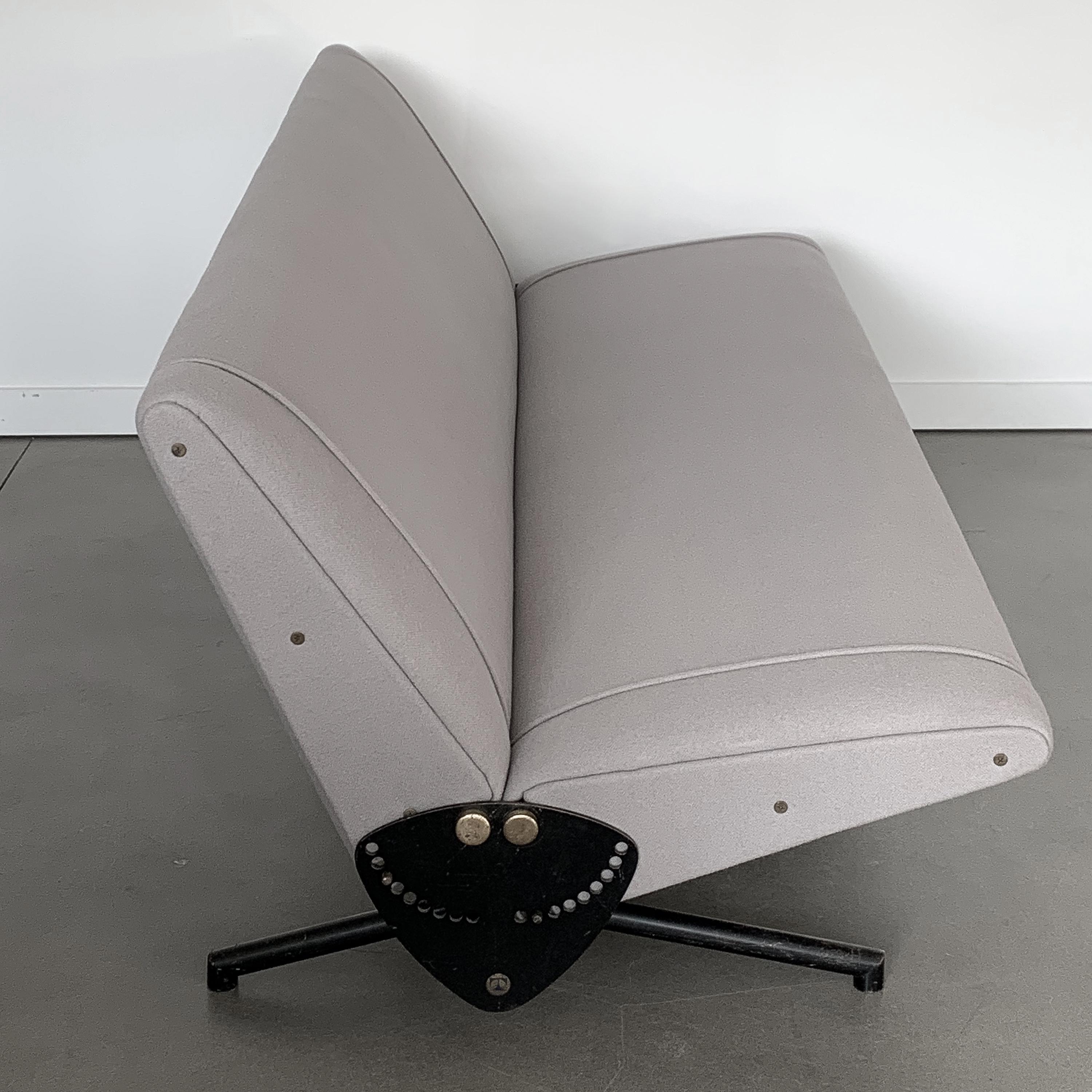 Italian Osvaldo Borsani D70 Daybed Sofa for Tecno