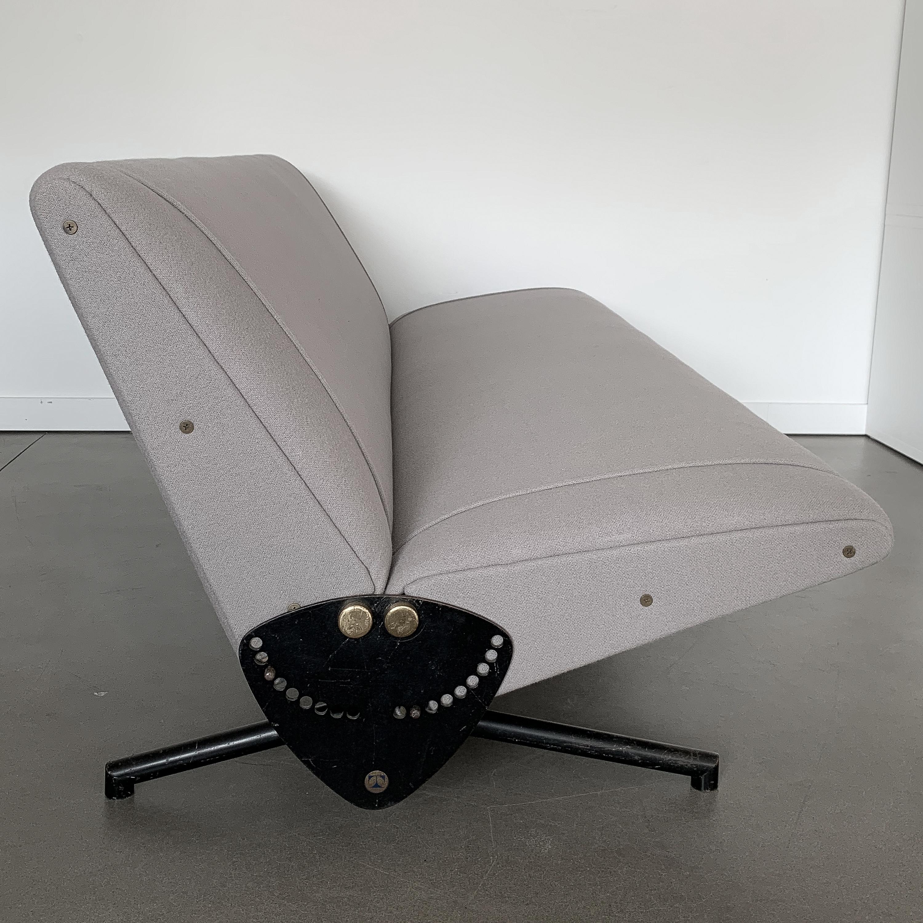 Brass Osvaldo Borsani D70 Daybed Sofa for Tecno
