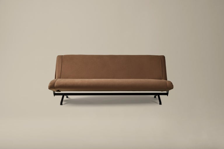 Mid-Century Modern Osvaldo Borsani 'D70' Reclining Sofa For Sale