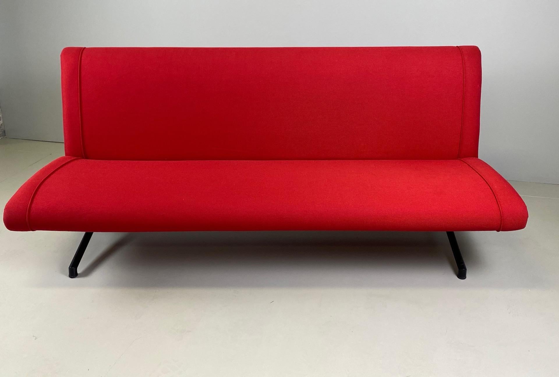 Steel Osvaldo Borsani 'D70' Red Sofa Daybed for Tecno