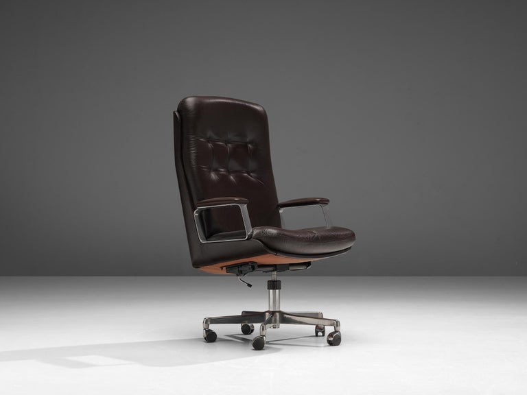 Italian Osvaldo Borsani Desk Chair in Dark Brown Leather For Sale
