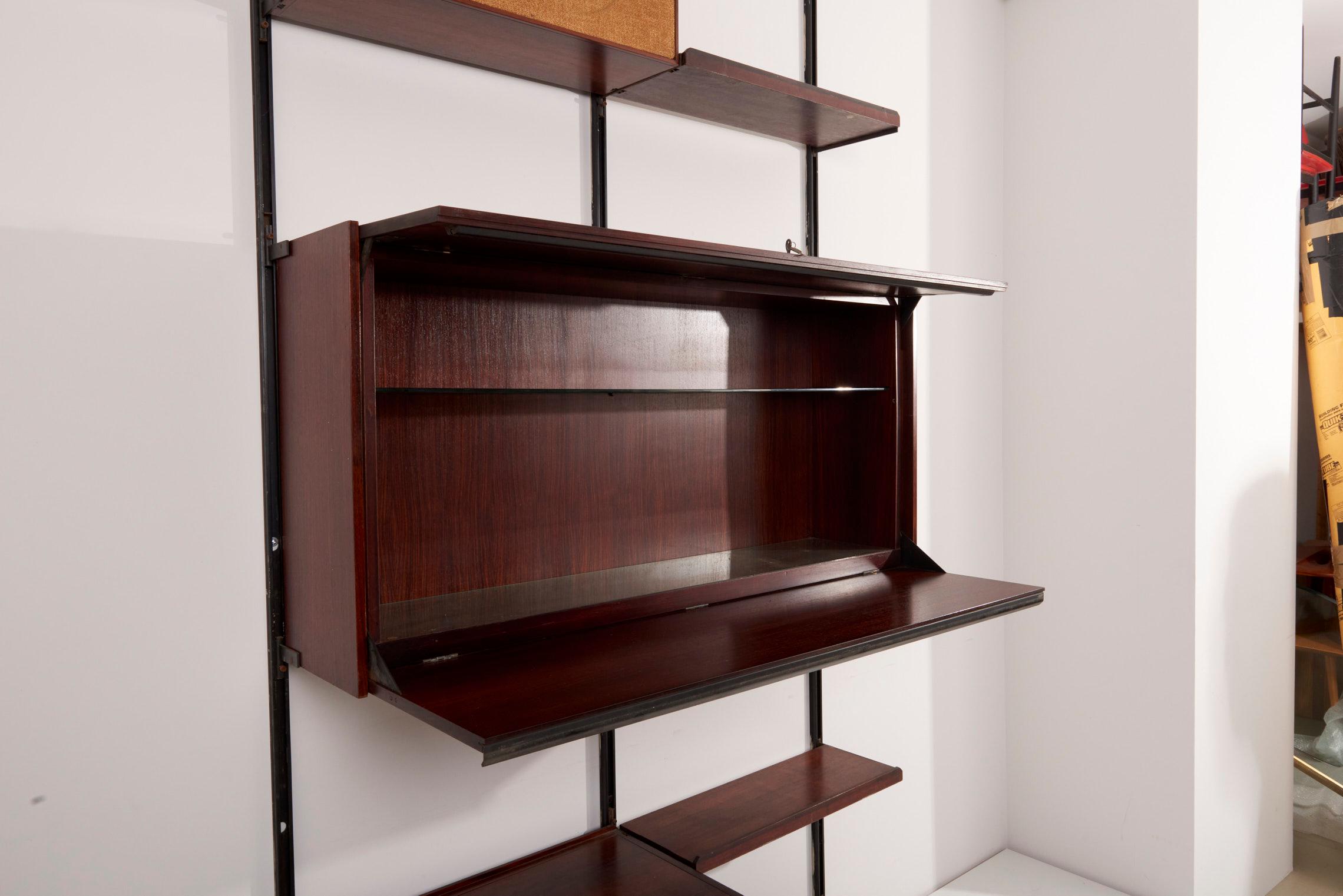 Osvaldo Borsani E22 Hifi Wall Unit for Tecno, Italy, 1960s 6