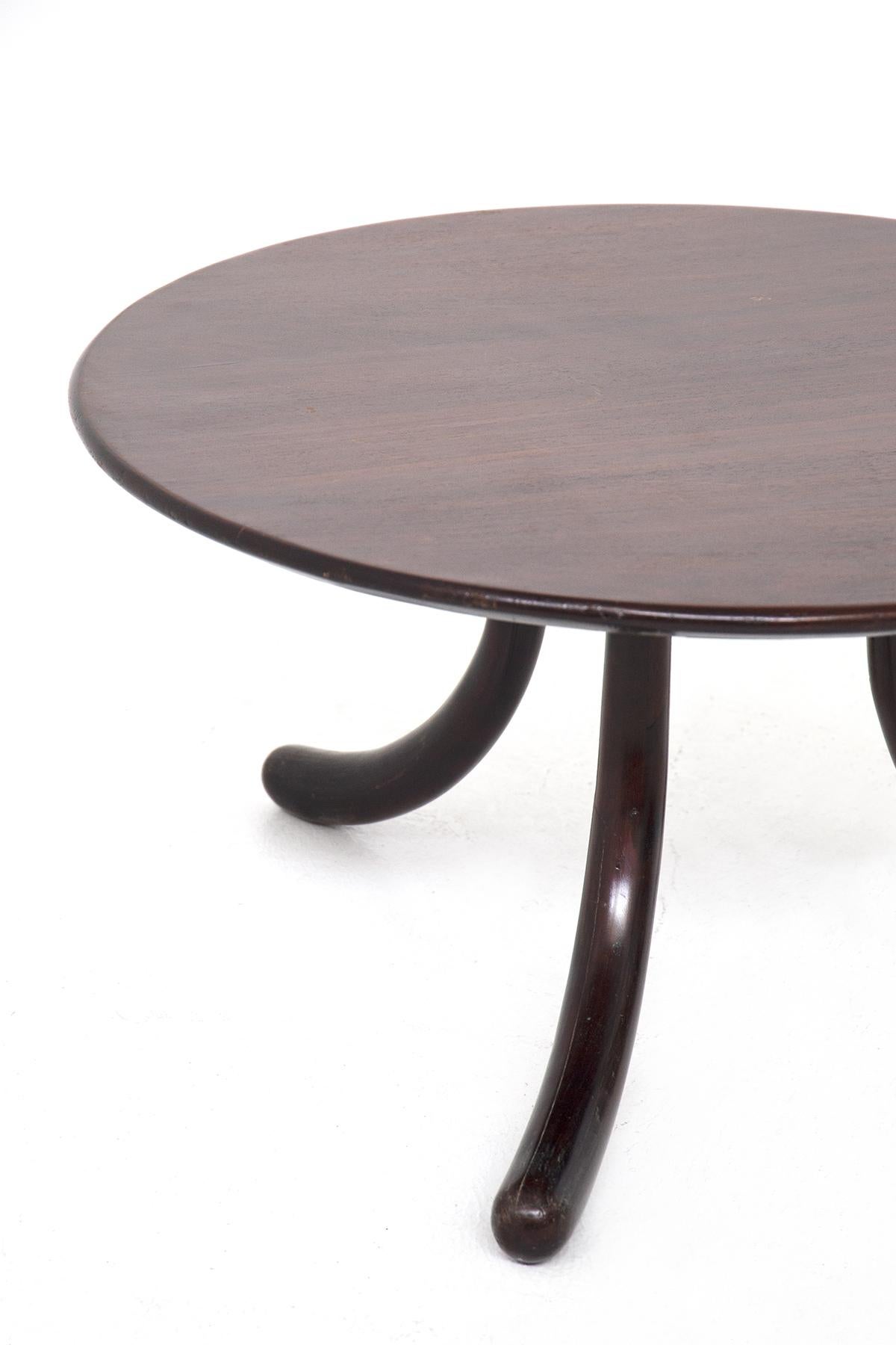 Mid-Century Modern Osvaldo Borsani Elegant Coffee Table in Wood Walnut For Sale