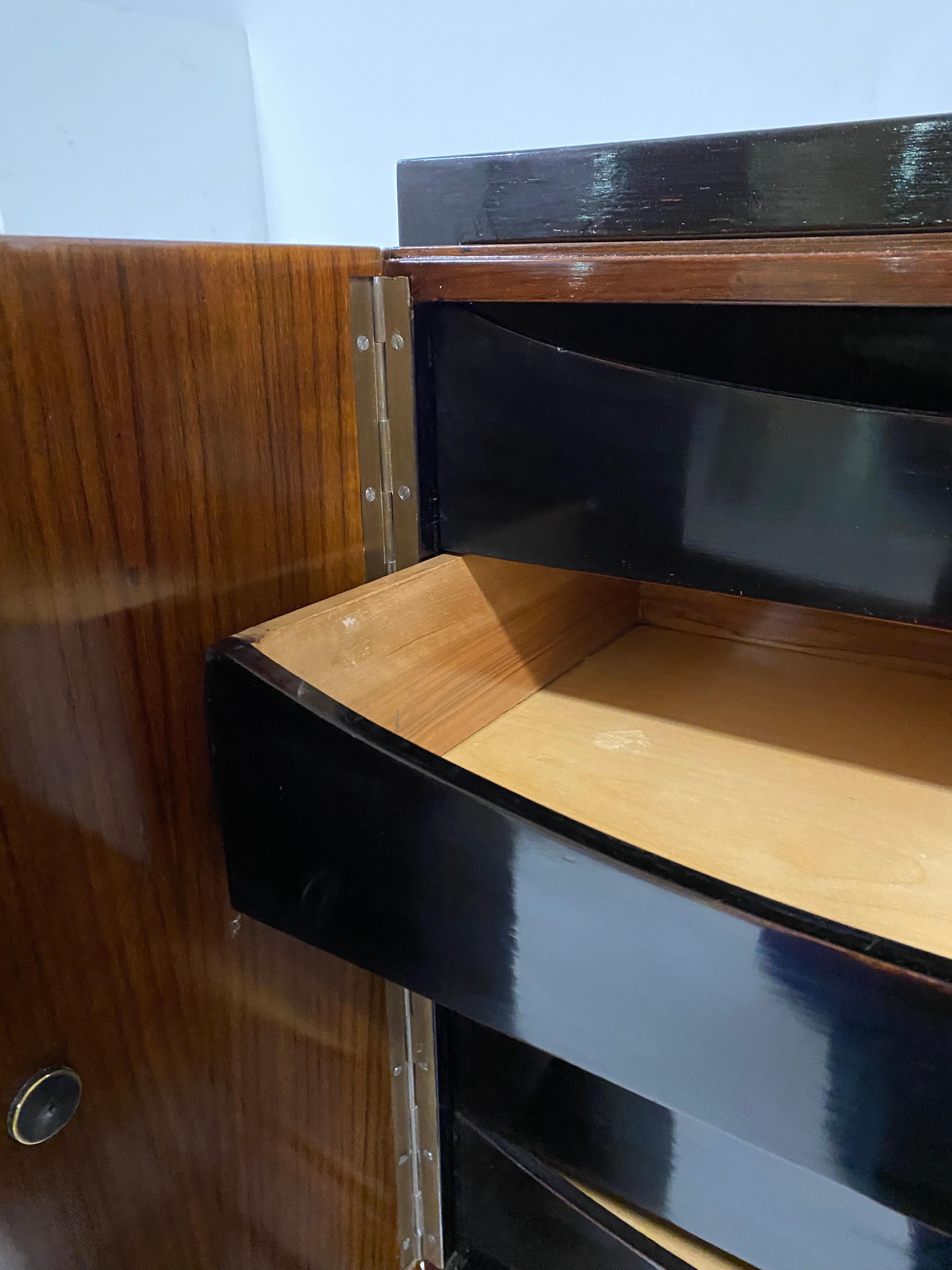 Osvaldo Borsani Elegant wood storage unit and brass handles Italian design 50s 2