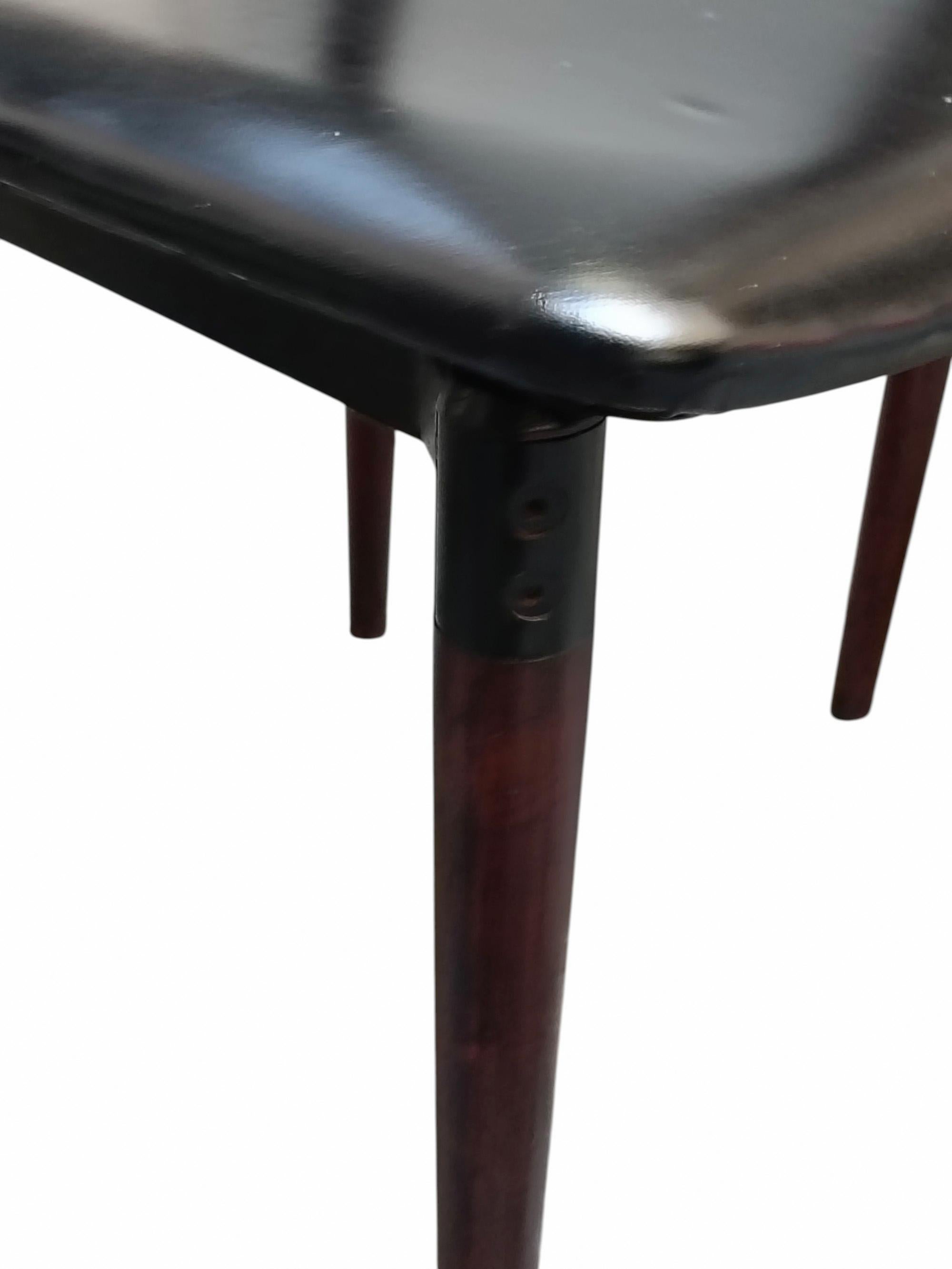 Osvaldo Borsani & Eugenio Gerli per Tecno Set di 4 Sedie 