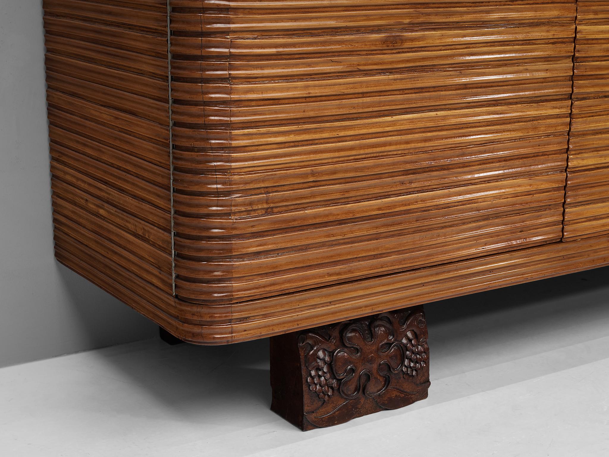 Osvaldo Borsani for Arredamenti Borsani Varedo Highboard in Cherry In Good Condition In Waalwijk, NL