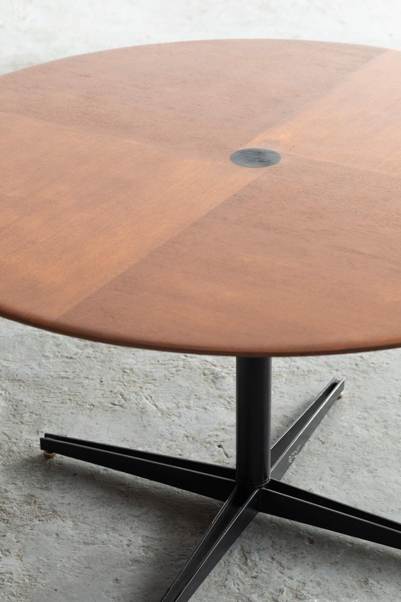Osvaldo Borsani for Tecno Adjustable Dining Table T41, Italy, 1950s  1
