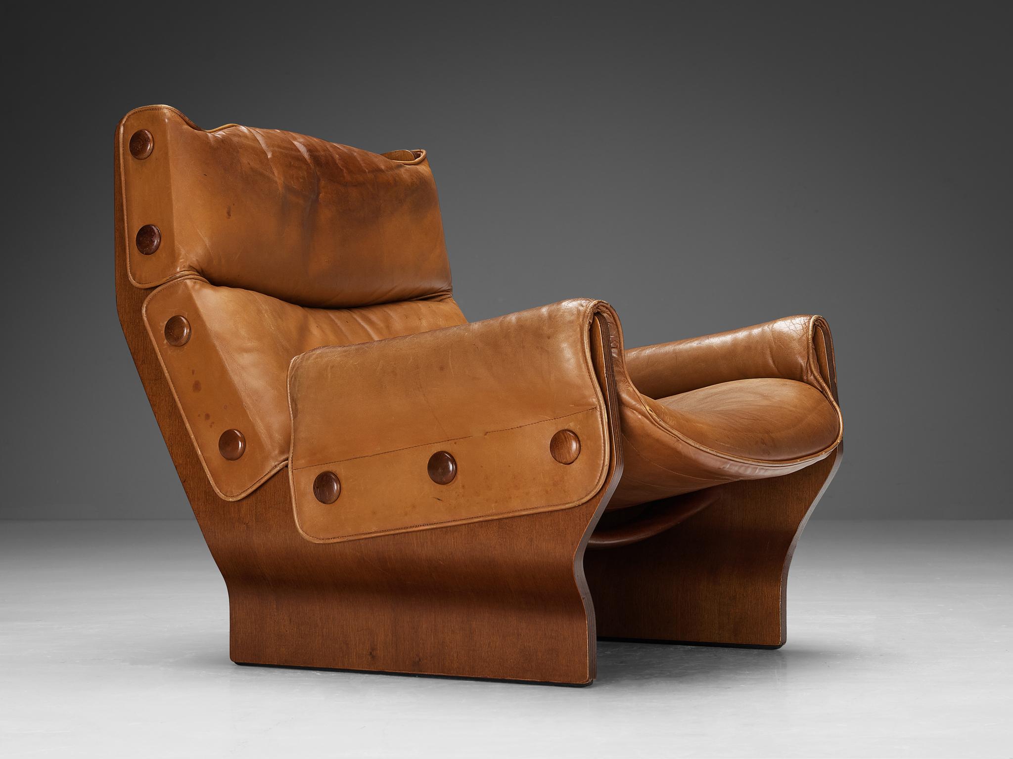 Mid-Century Modern Osvaldo Borsani for Tecno 'Canada' Lounge Chair in Cognac Leather