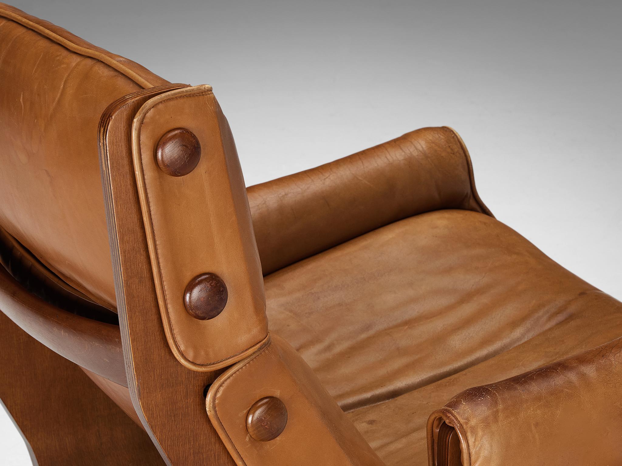 Mid-20th Century Osvaldo Borsani for Tecno 'Canada' Lounge Chair in Cognac Leather