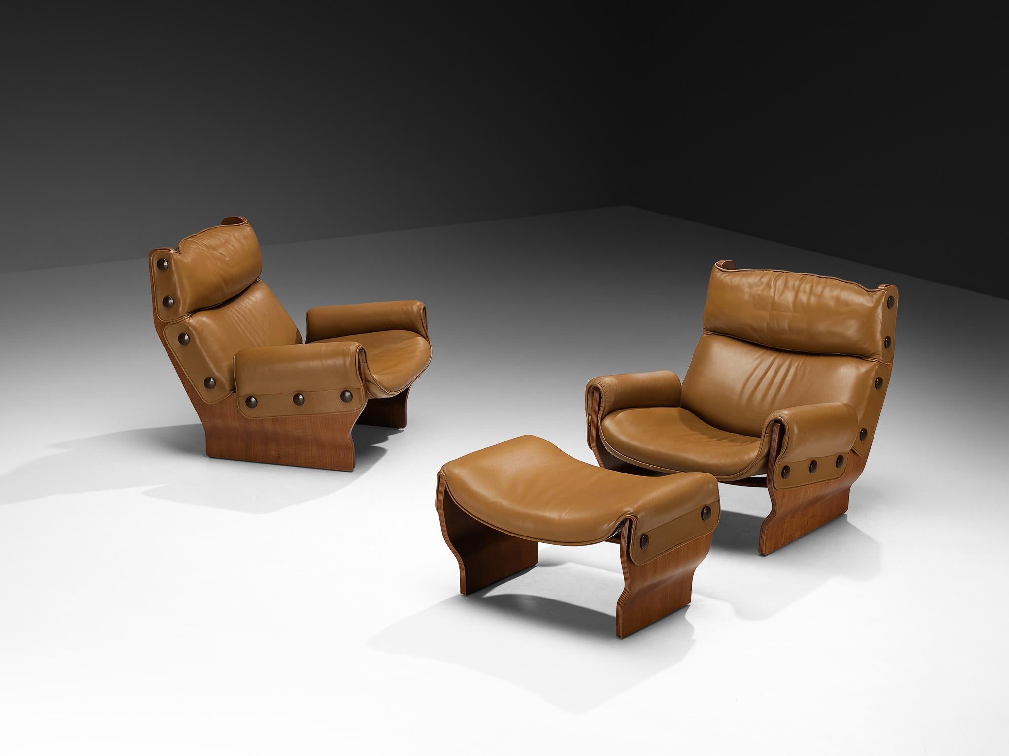 Osvaldo Borsani, Valeria Borsani et Marco Fantoni pour Tecno, chaises longues et ottomanes 'Canada', modèle 'T110', cuir, acajou, cerisier, Italie, design 1966


La série Canada a été développée à partir de quelques croquis initiaux réalisés par