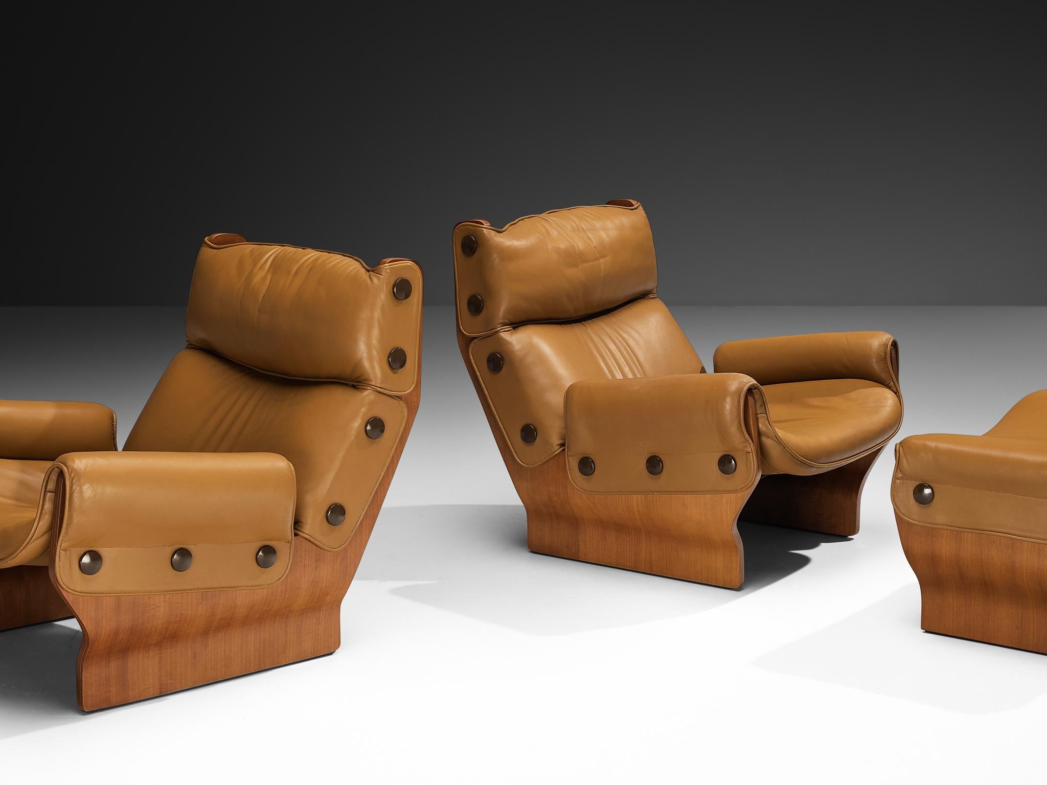 Mid-Century Modern Osvaldo Borsani for Tecno 'Canada' Lounge Chairs and Ottoman (Chaises longues et poufs) en vente