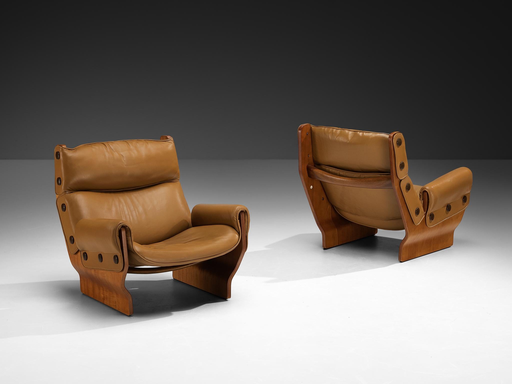 Osvaldo Borsani for Tecno 'Canada' Lounge Chairs and Ottoman (Chaises longues et poufs) en vente 2