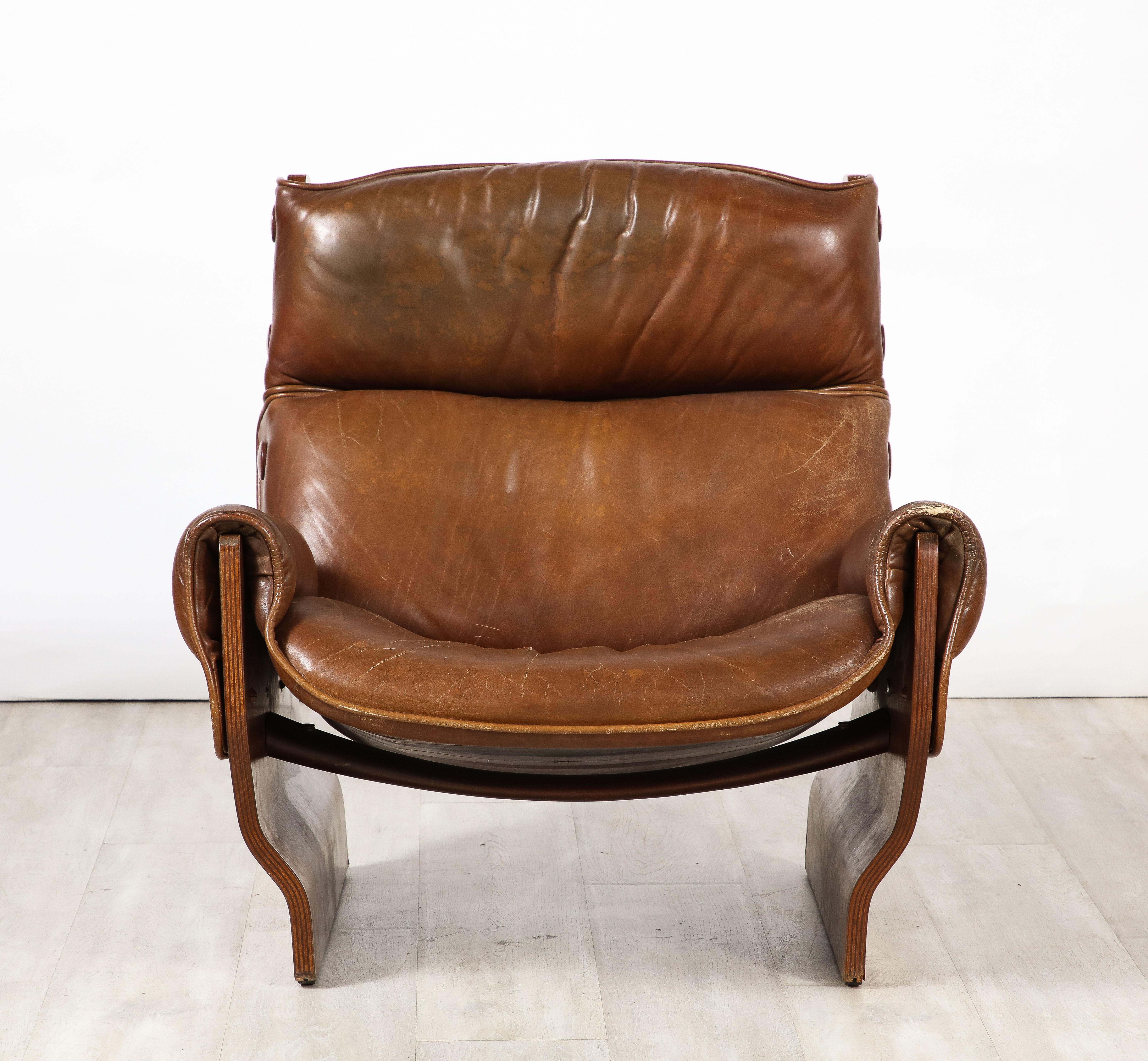 Osvaldo Borsani for Tecno 'Canada P110' Lounge Chair, Italy, circa 1965  5