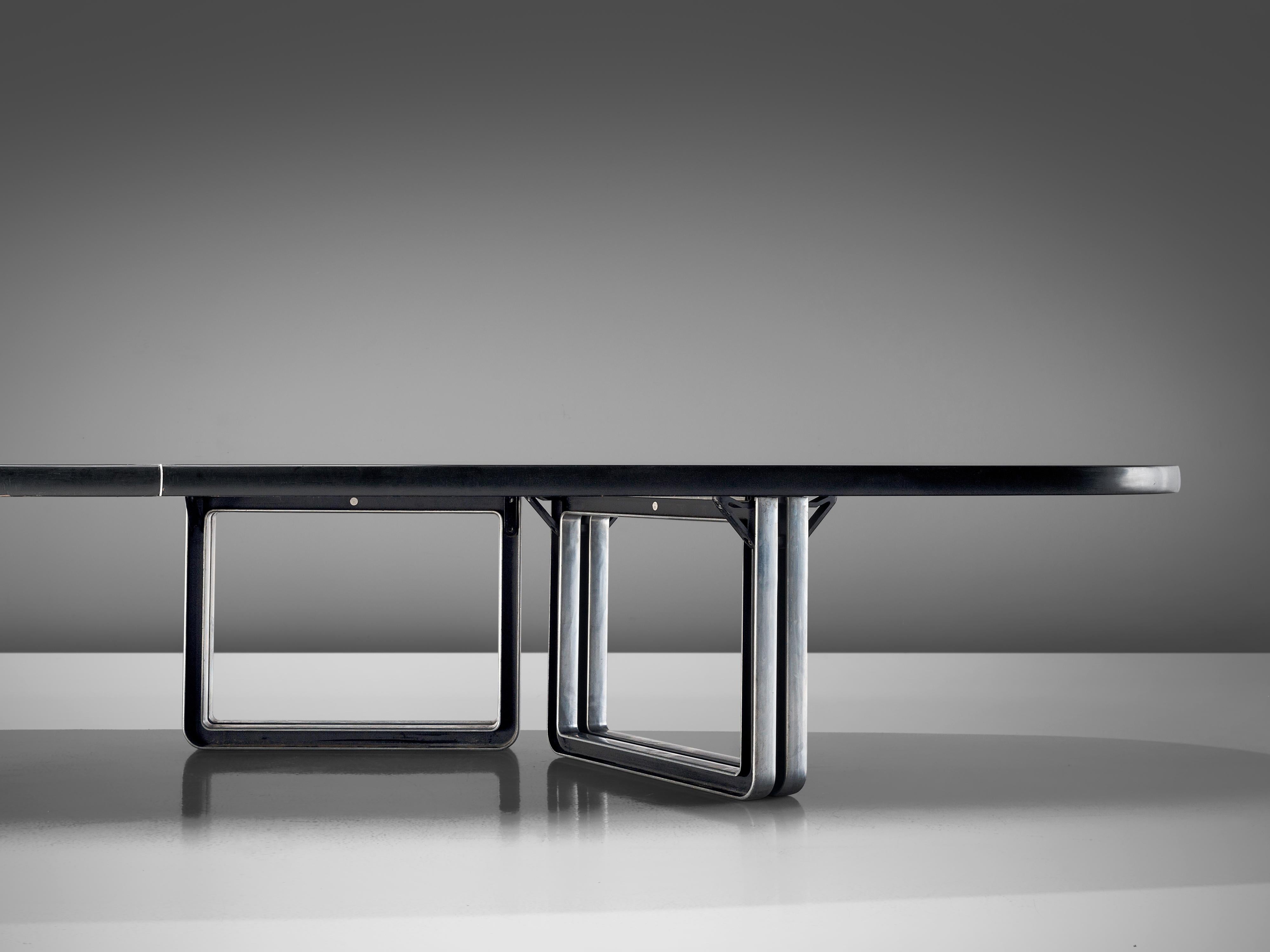 Osvaldo Borsani for Tecno Conference Table in Wood and Aluminum In Good Condition In Waalwijk, NL