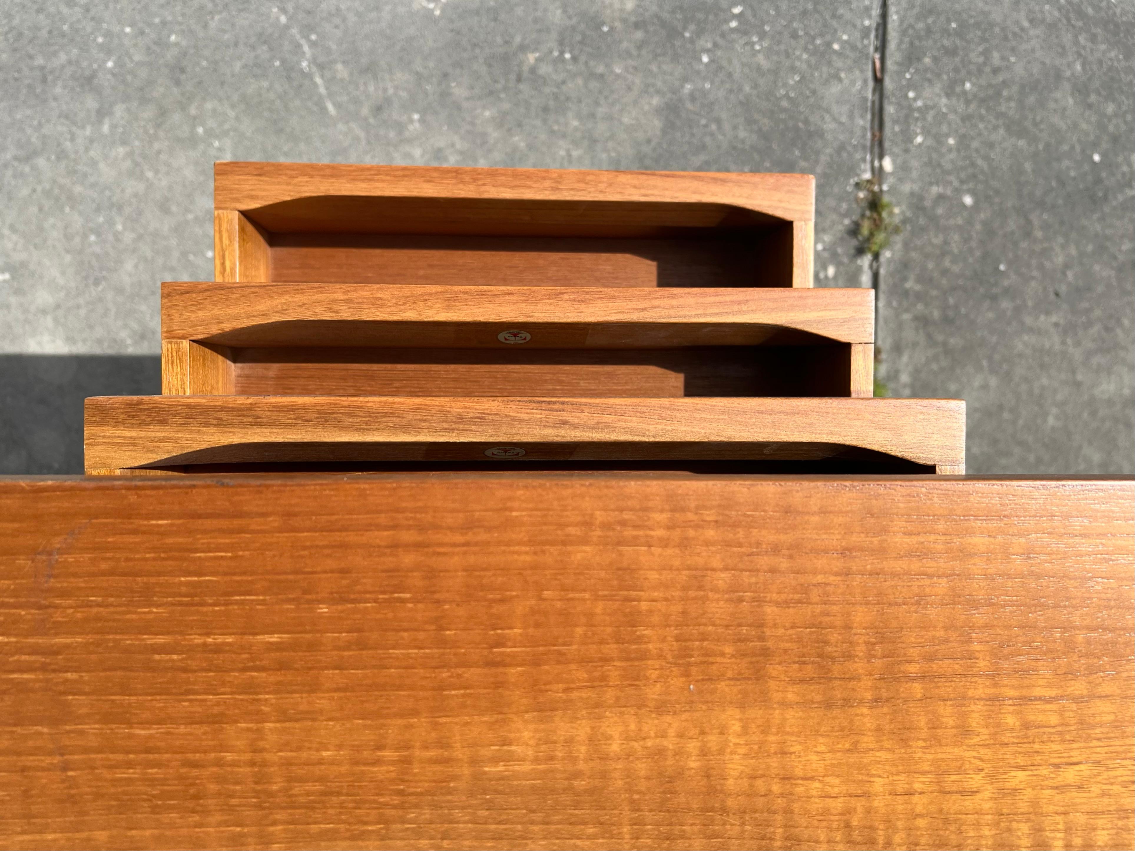 Osvaldo Borsani for Tecno Desk, circa 1950s For Sale 2
