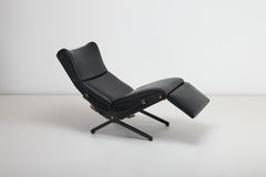 Osvaldo Borsani for Tecno Model P40 Chaise Black Vinyl Upholstery