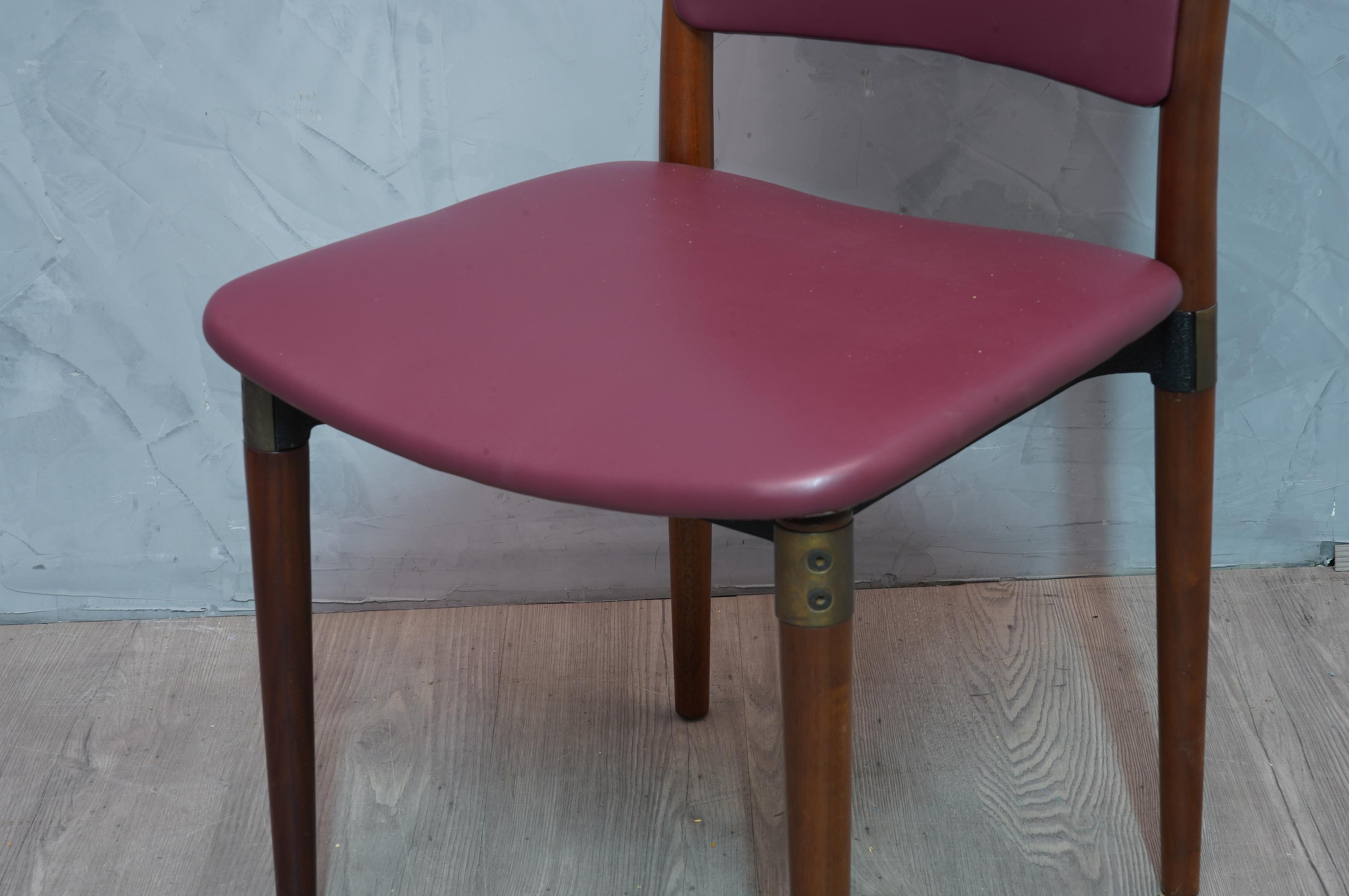Osvaldo Borsani for Tecno Wood and Leather Chairs, 1960 For Sale 2