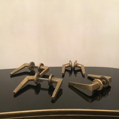 Osvaldo Borsani Tiradores de latón, 1950, Italia