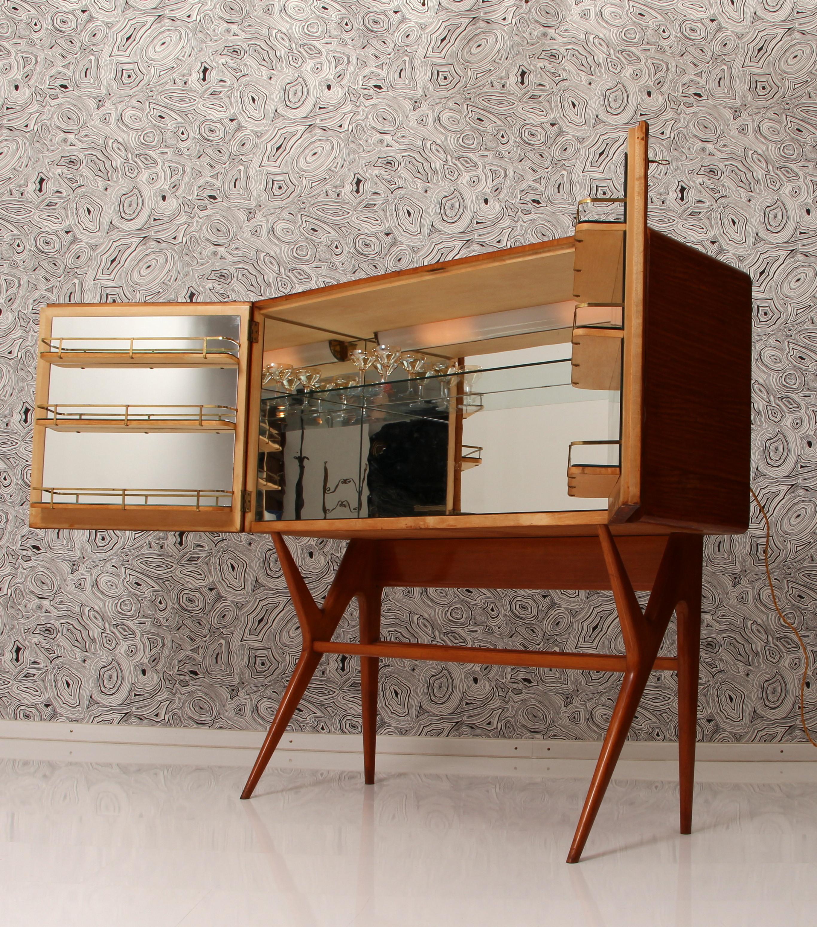 Mid-Century Modern In the Style Osvaldo Borsani Italian Midcentury Bar Cabinet Leather Mirror 1950s