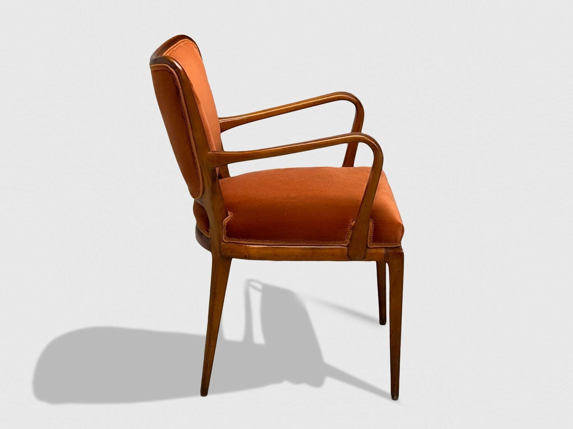 Osvaldo Borsani, moderne italien, cerisier, velours, fauteuil, Italie, années 1950 en vente 2