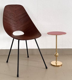 Table d'appoint italienne Osvaldo Borsani T1 en laiton et verre rouge, années 1950