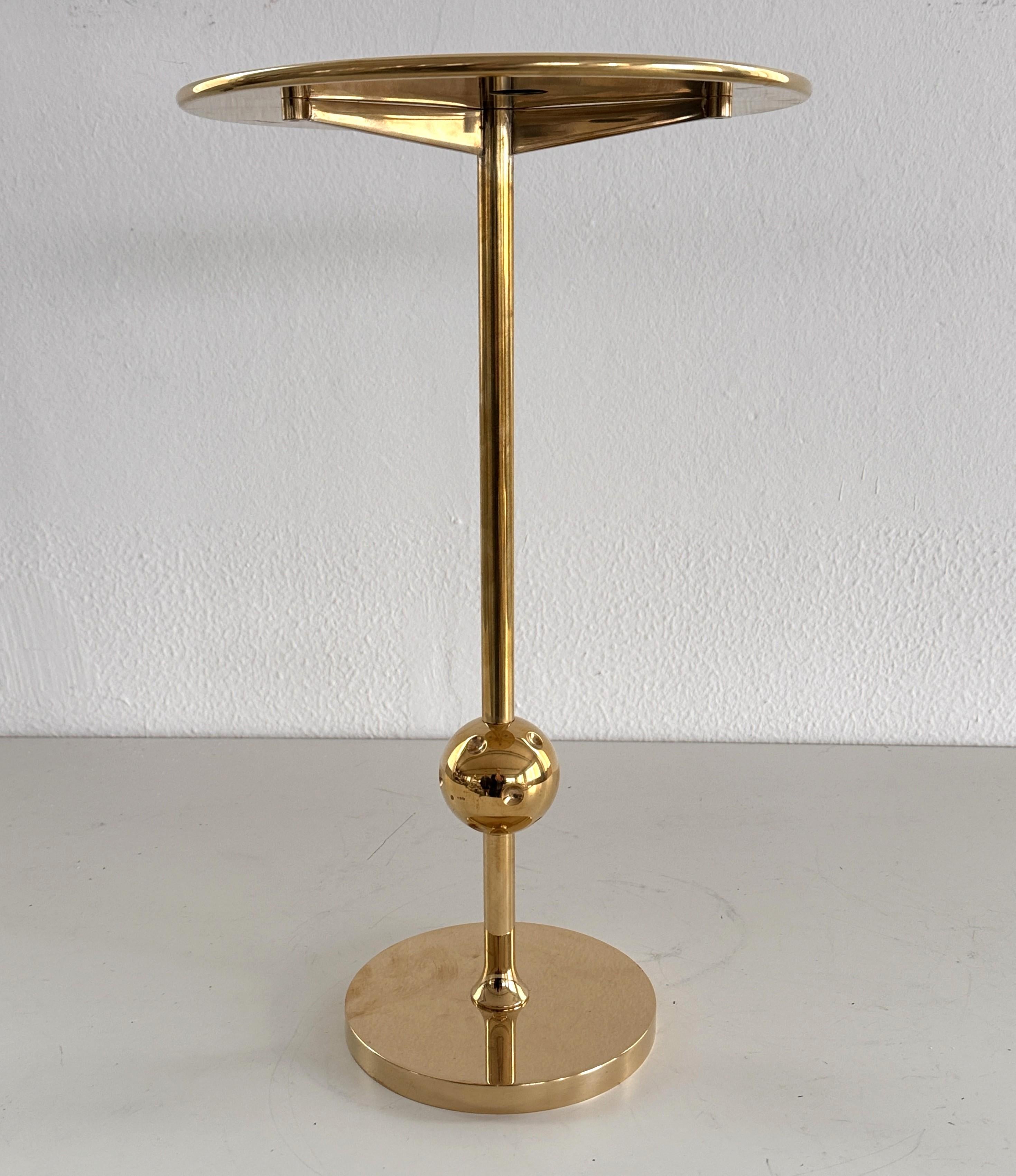 Osvaldo Borsani Italian Side Table T1 in Brass and Yellow Glass, 1950s en vente 2