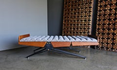 Osvaldo Borsani L77 Daybed for Tecno Italy, circa 1956