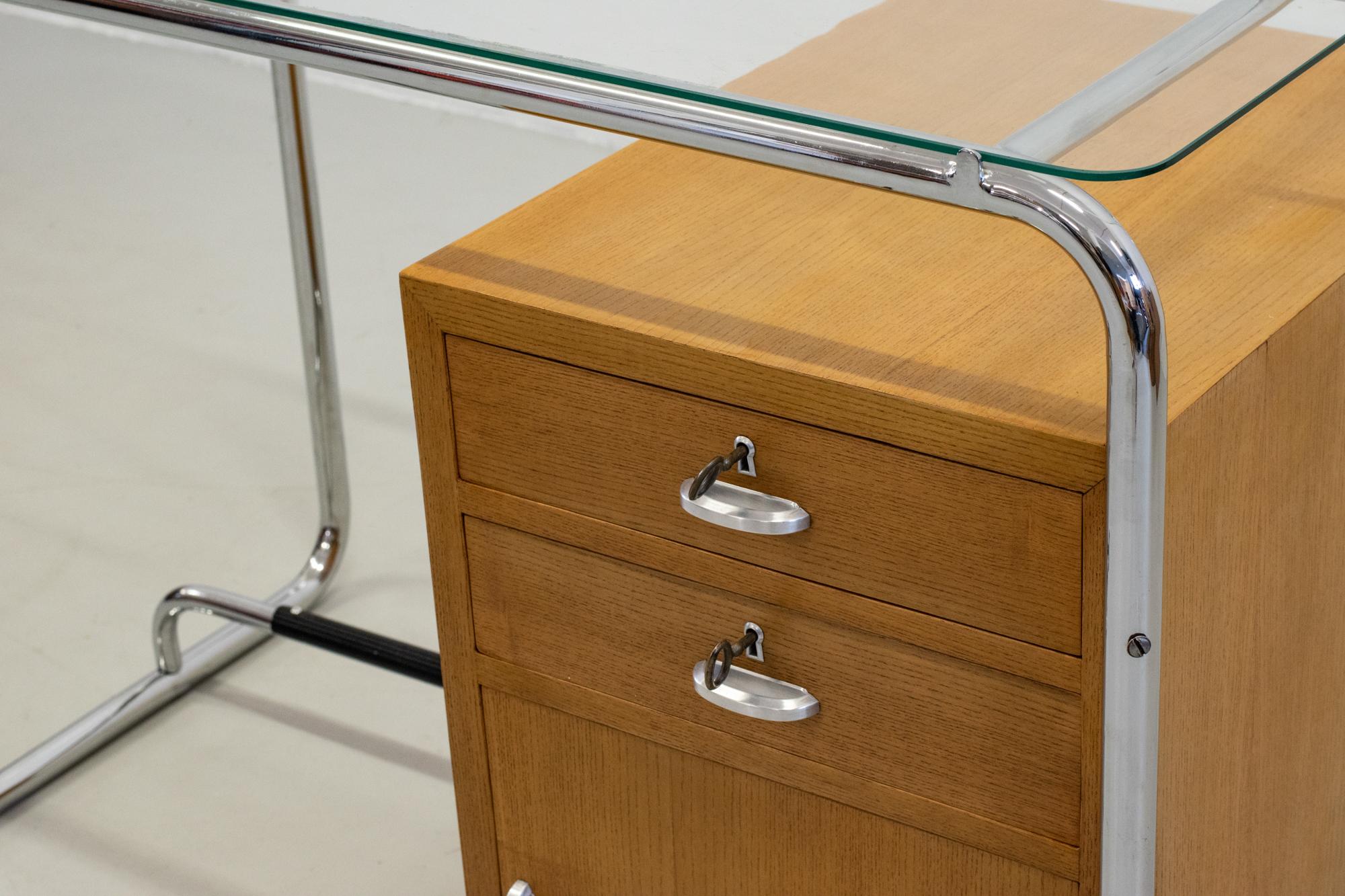 Scrivania di metà secolo di Osvaldo Borsani con cassetti in metallo, vetro e wood 1930 in vendita 2