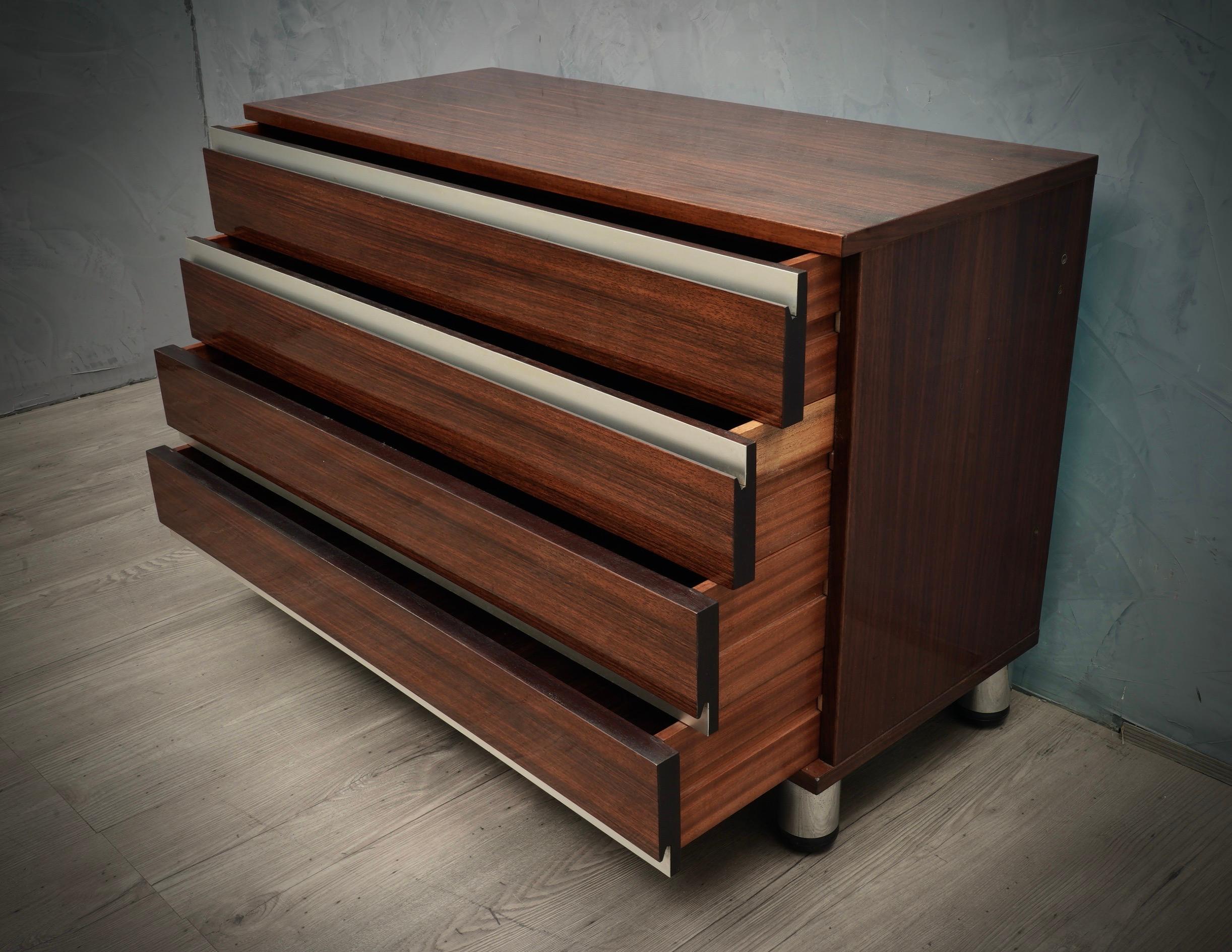 Osvaldo Borsani MIM Bürokommode aus Nussbaum und Aluminium aus der Mitte des Jahrhunderts, 1960 (Moderne der Mitte des Jahrhunderts) im Angebot