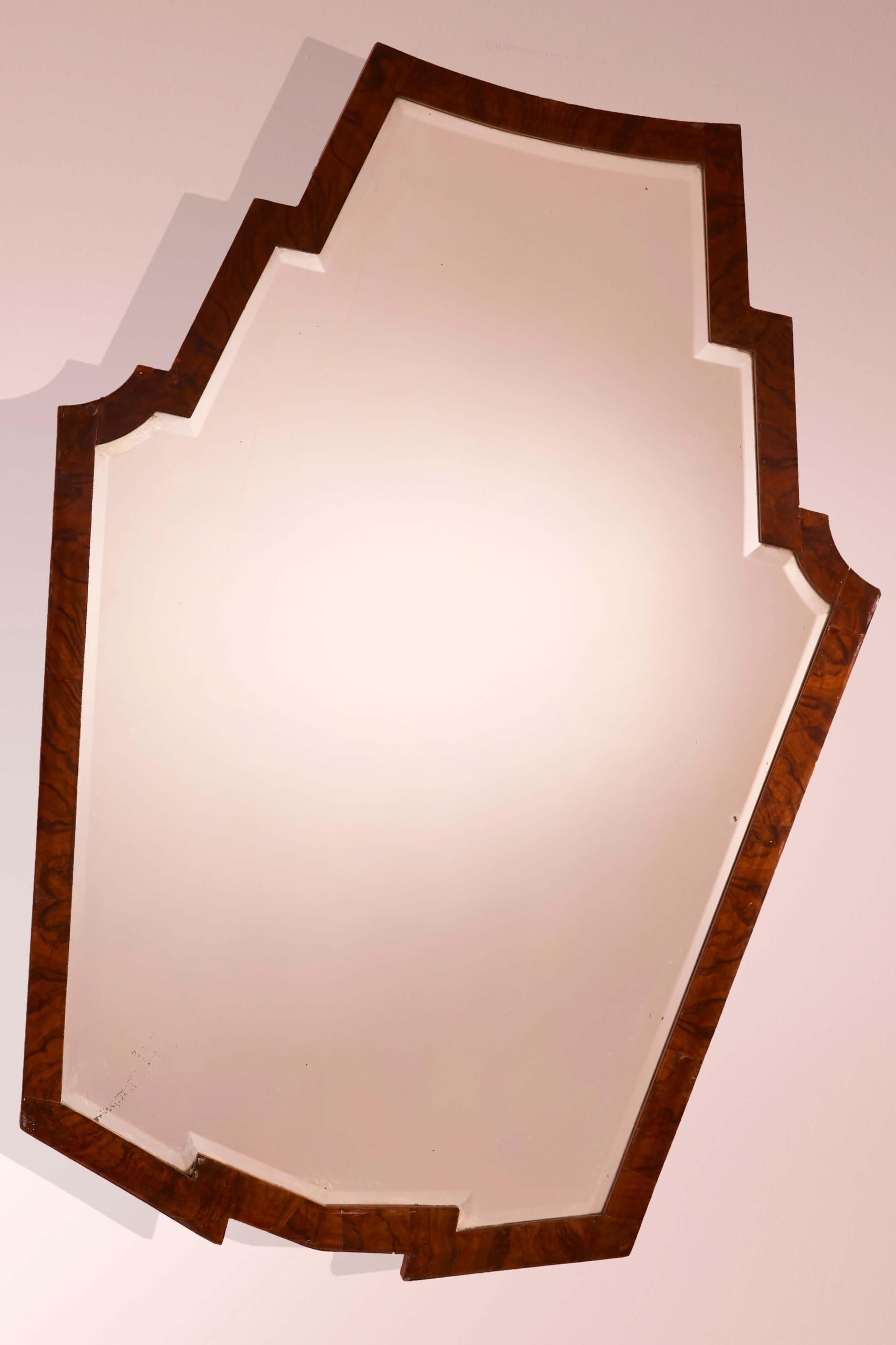 Mirror with walnut frame and shaped mirrored glass, Italy, 1940s For Sale 2