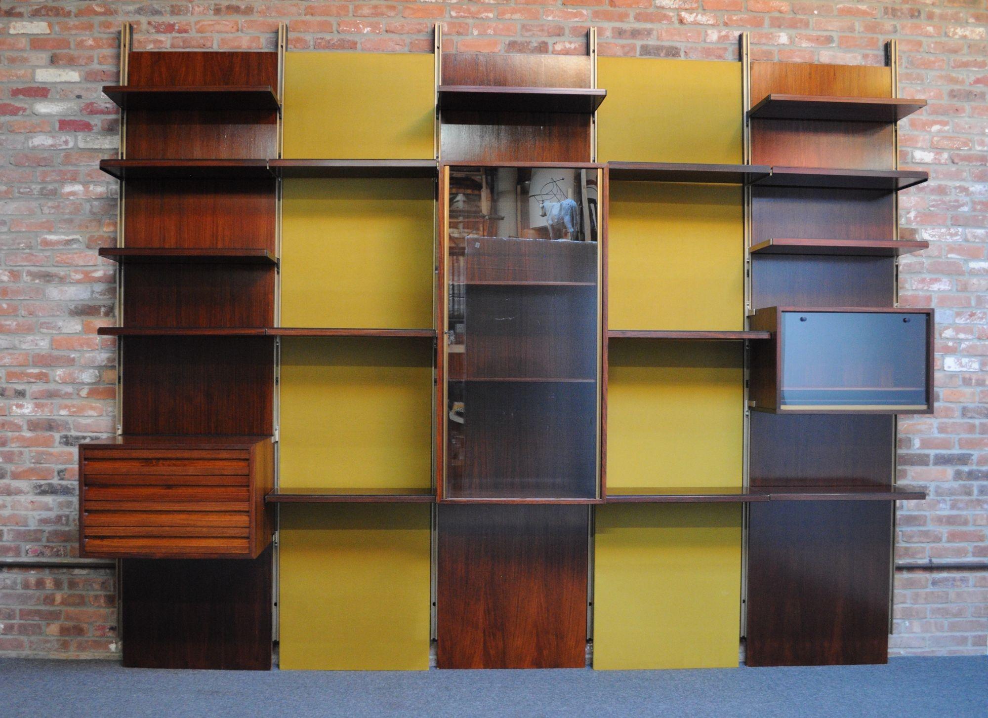 Osvaldo Borsani Modular Rosewood Bookcase Wall Unit with Removable Panels For Sale 4