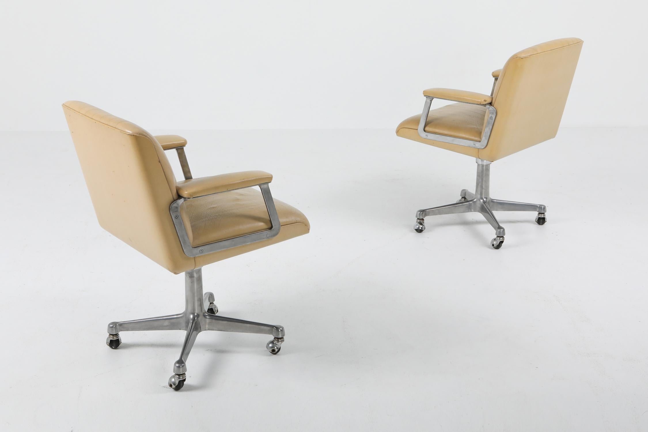 Stainless Steel Osvaldo Borsani P126 Swivel Chairs for Tecno, Italy, 1960s