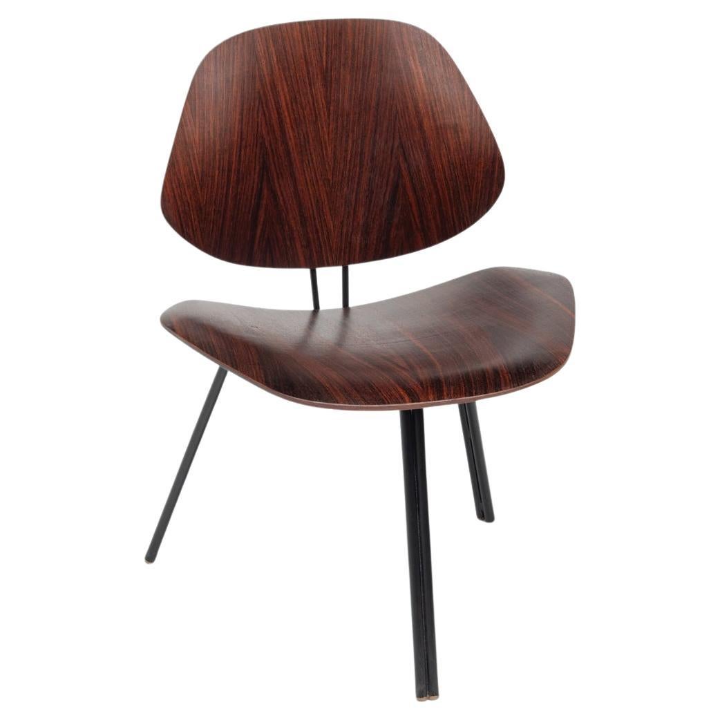 Osvaldo Borsani P31 Chair for Tecno, Italy 1950s For Sale